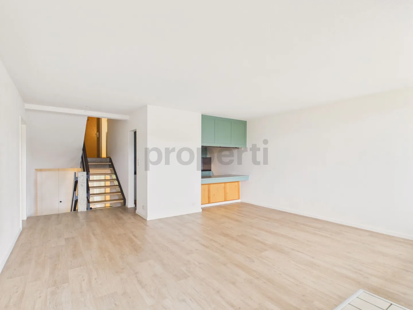 Spacieuse 4.5 pièces  maisonette avec balcon, Val-de-Ruz - Foto 2 di 11