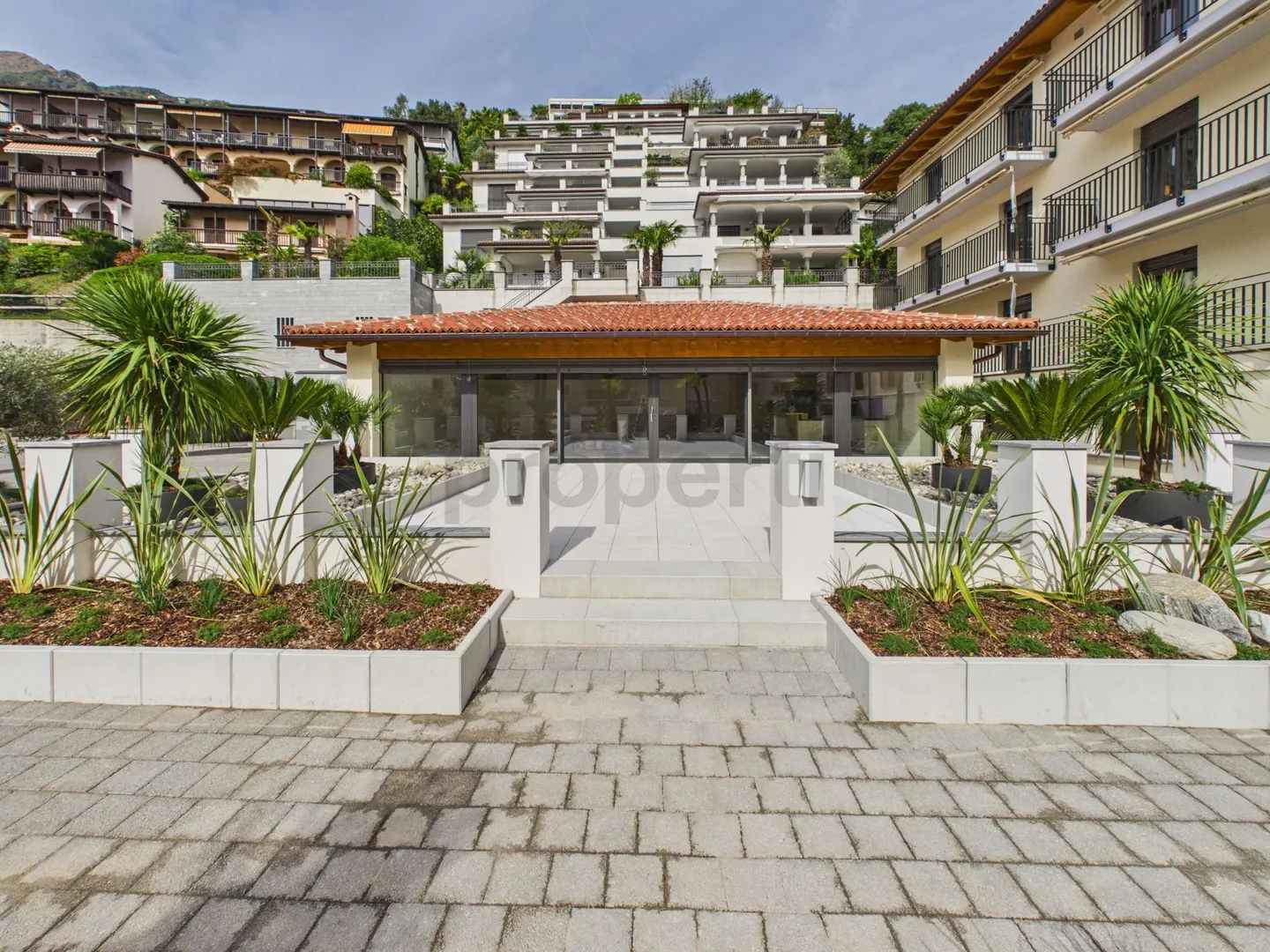 Due Palazzine Restaurate a Nuovo, Posizione Centralissima & Opportunità d'Investimento a Reddito! // Zwei Komplett Sanierte Mehrfamilienhäuser, Zentrale Lage & Attraktives Renditeobjekt! - Photo 9 sur 10