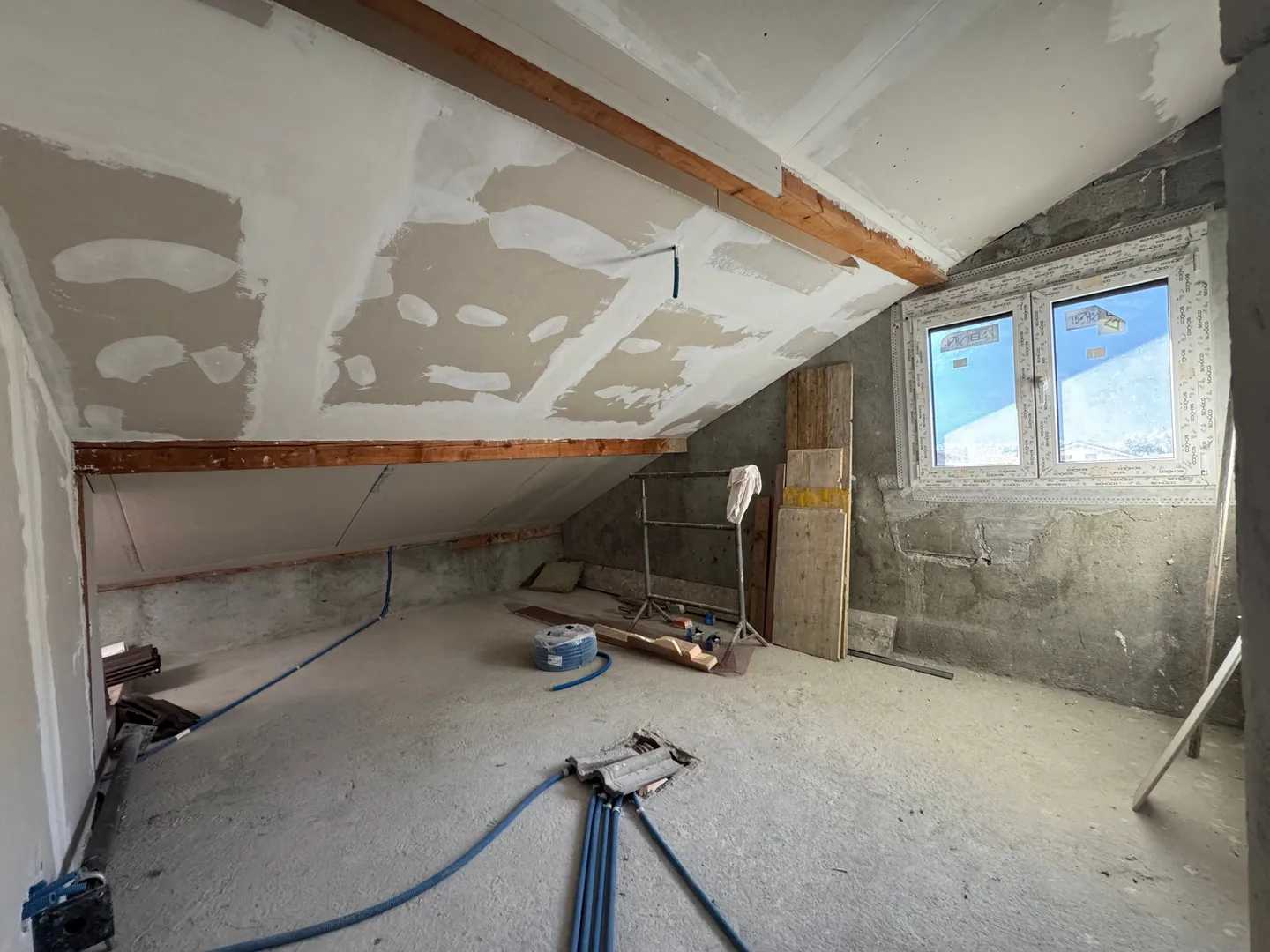 Spacious detached house in Leytron - Photo 9 of 10