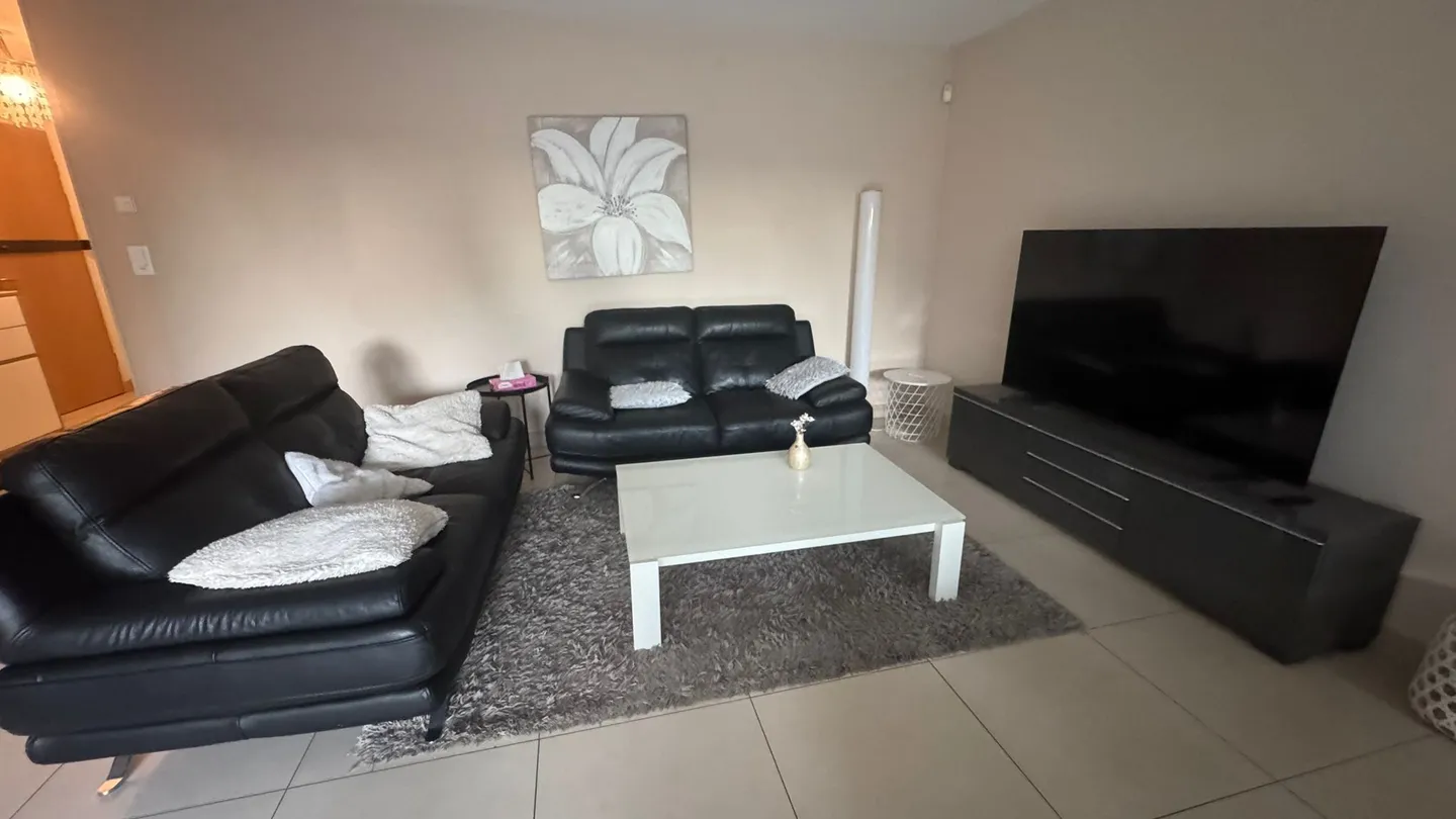 Appartamento arredato, moderno e luminoso con giardino a Châtelaine di 5 locali - Foto 4 di 7