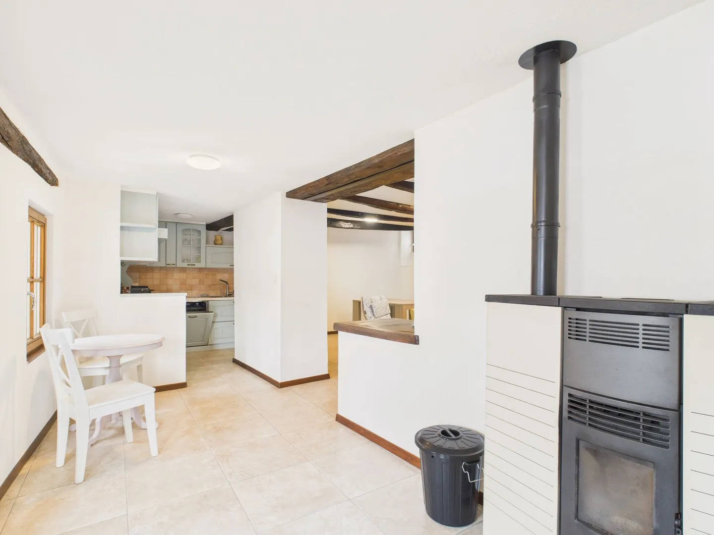 Residential Dream in Breggia, TI: Modern Single-Family Home with 5 Rooms! - Photo 5 of 12