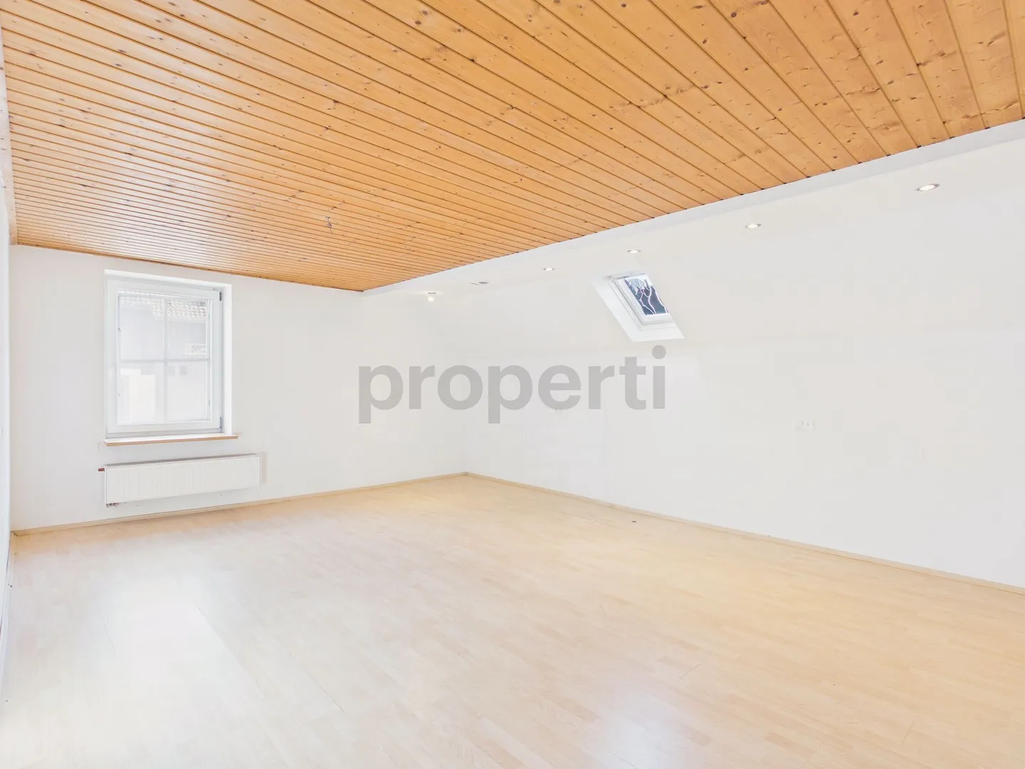 Casa colonica di 4 stanze vicino a scuole e mezzi pubblici, Wegenstetten - Foto 6 di 9