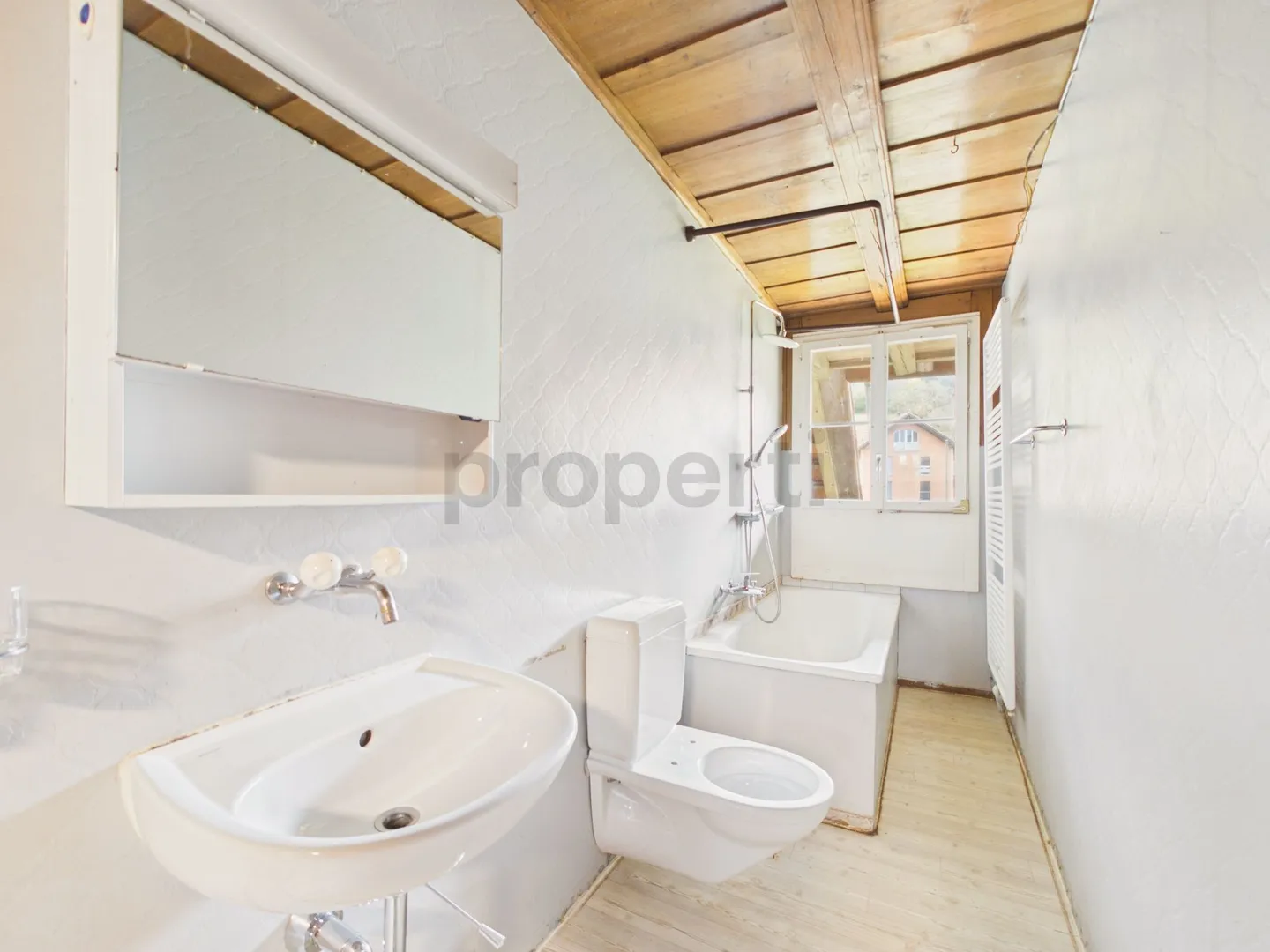 Condominium de 4,5 pièces récemment rénové avec cave, Biezwil - Photo 6 sur 7