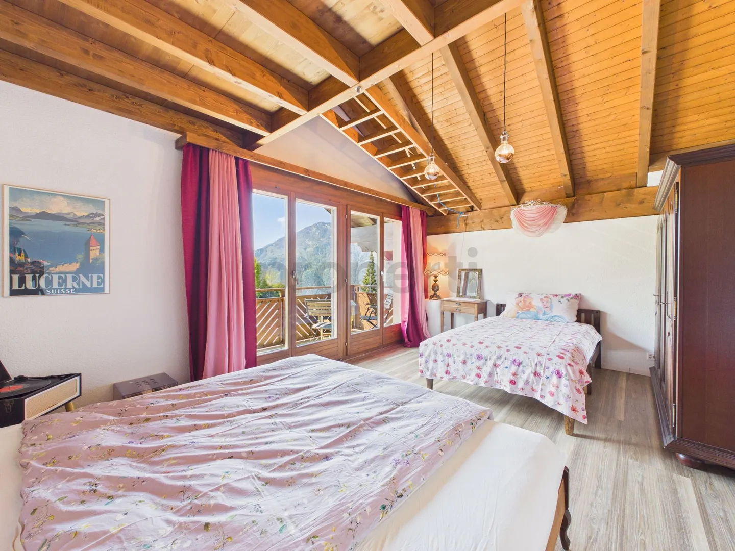 Panorama 4.5-Room Maisonette Apartment with Balcony, Seelisberg - Photo 6 of 9