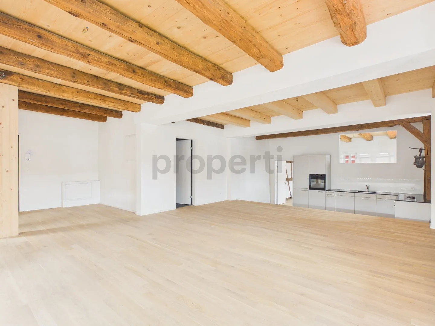 Appartement exceptionnel de 2 pièces avec un plan d'étage unique - Photo 4 sur 13
