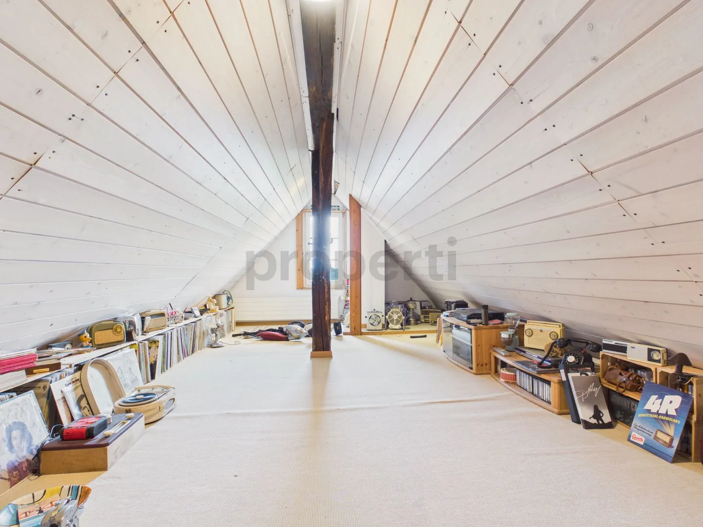Appartement élégant de 4,5 pièces récemment rénové avec charme historique, Wildensbuch - Photo 9 sur 13