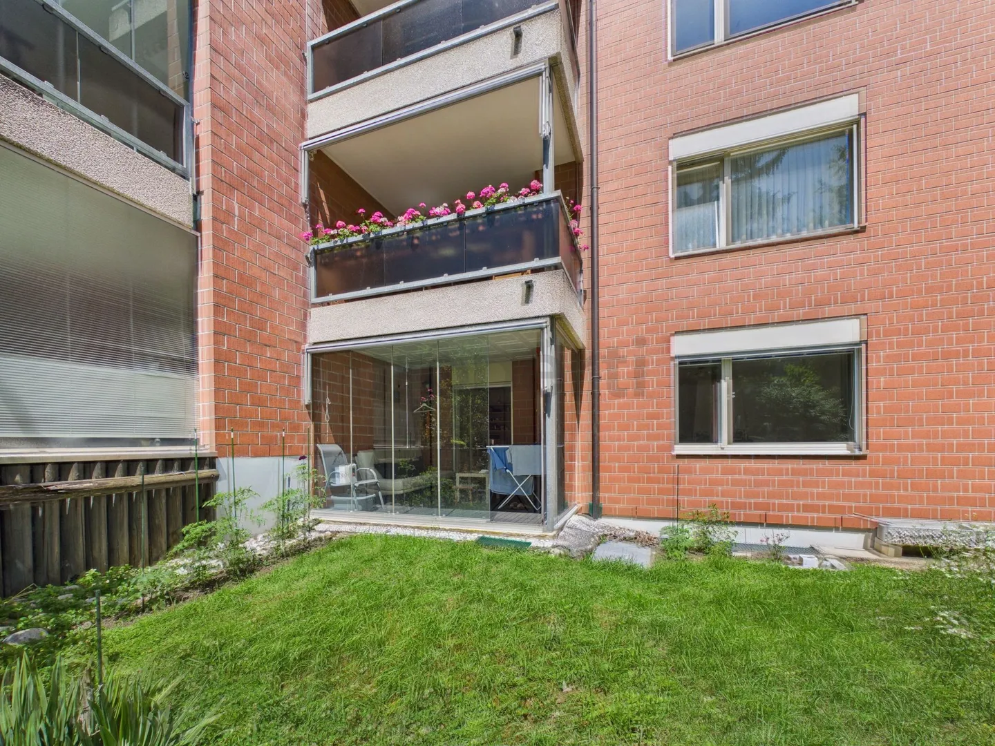 Modernes 3.5-Zimmer-Apartment mit Balkon, Liestal - Foto 11 di 13