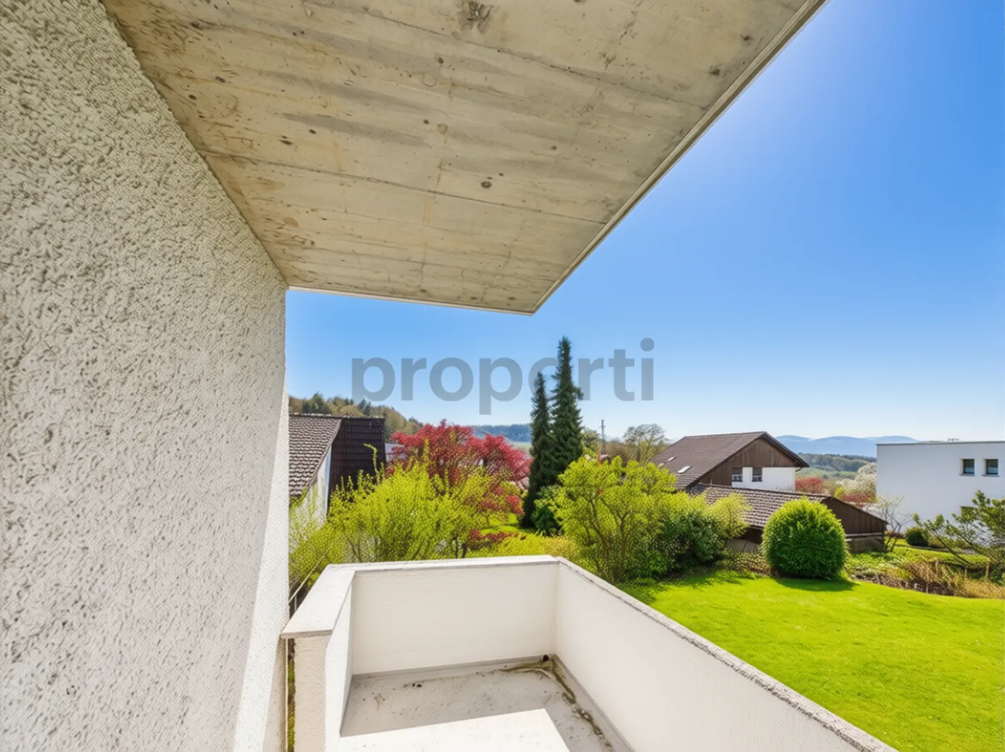 Charmantes Familienhaus mit Garten - Foto 8 von 12