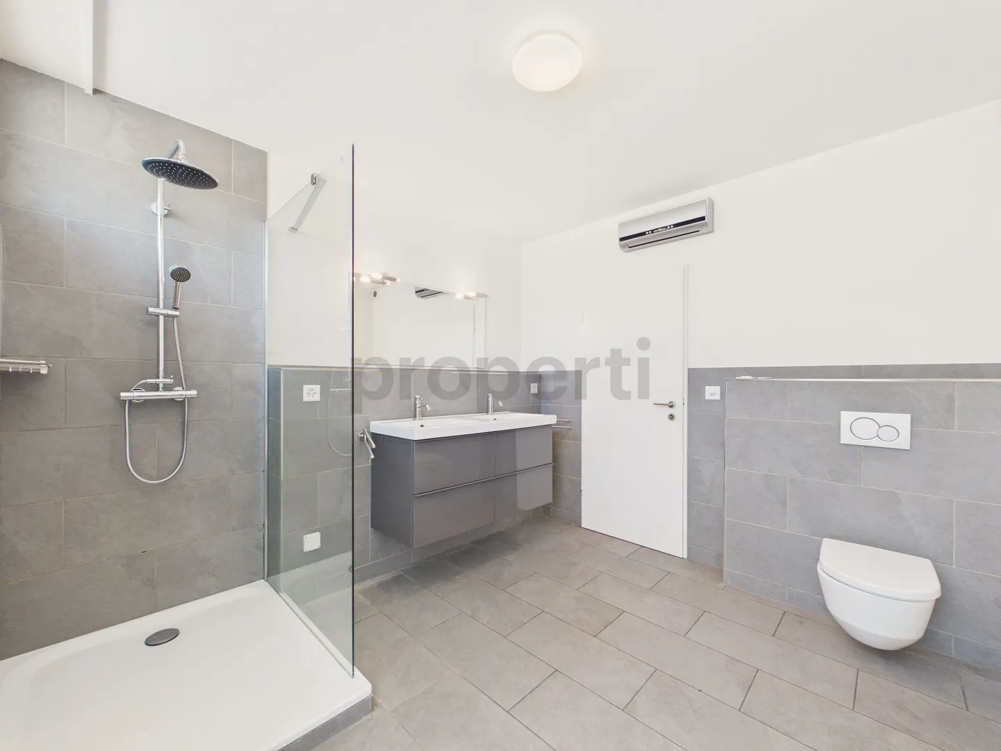 Appartement de jardin moderne de 4,5 pièces en emplacement central, Bâle - Photo 6 sur 10