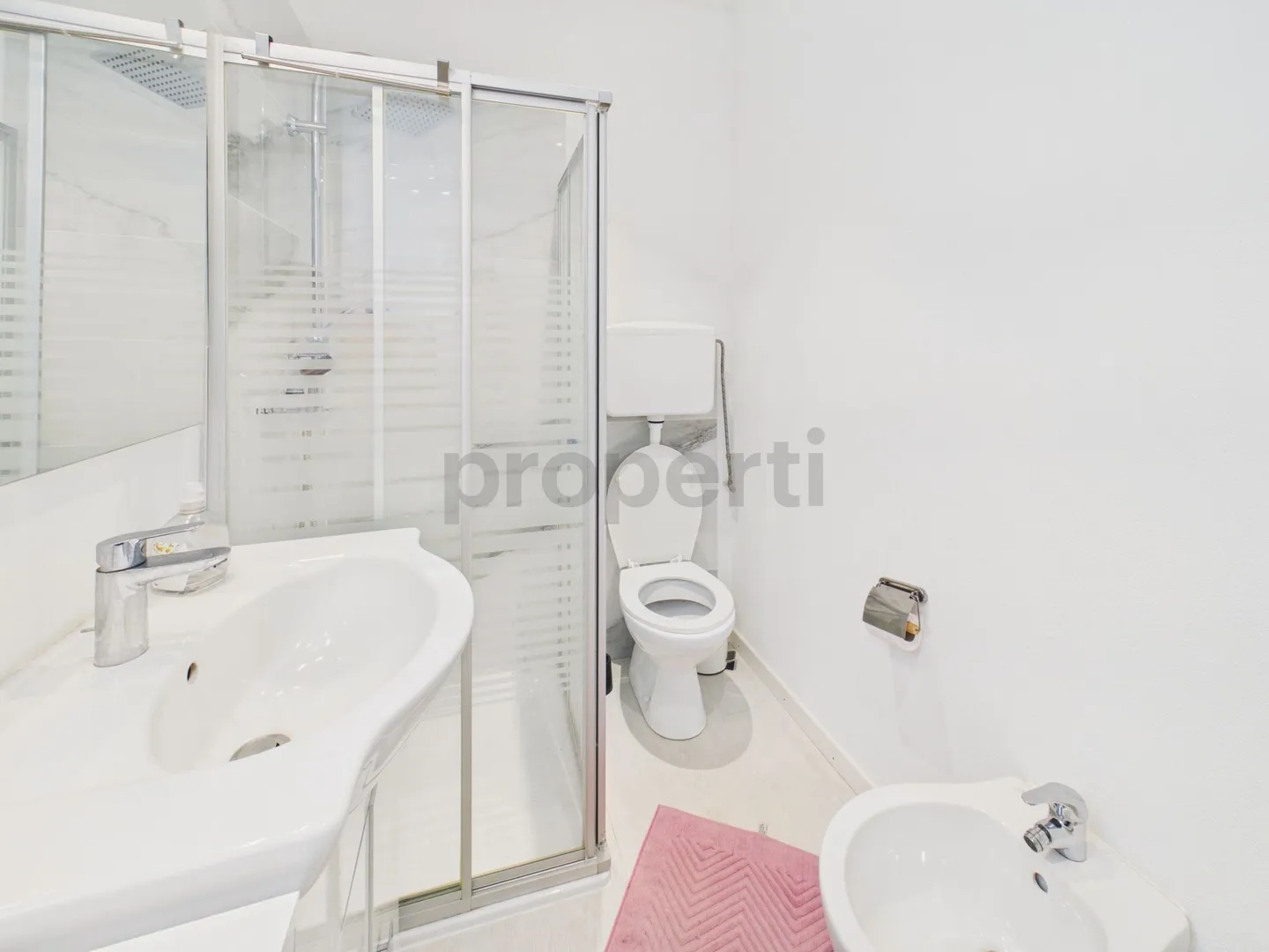 Maison unifamiliale avec deux unités d'habitation indépendantes à Mezzovico-Vira, résidence secondaire admise. - Photo 9 sur 13