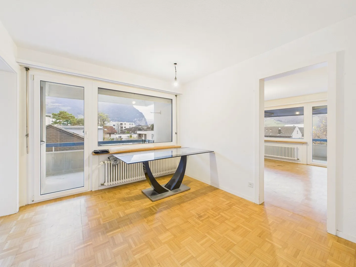 Cozy 3.5-Room Apartment in Altdorf - Photo 2 of 6