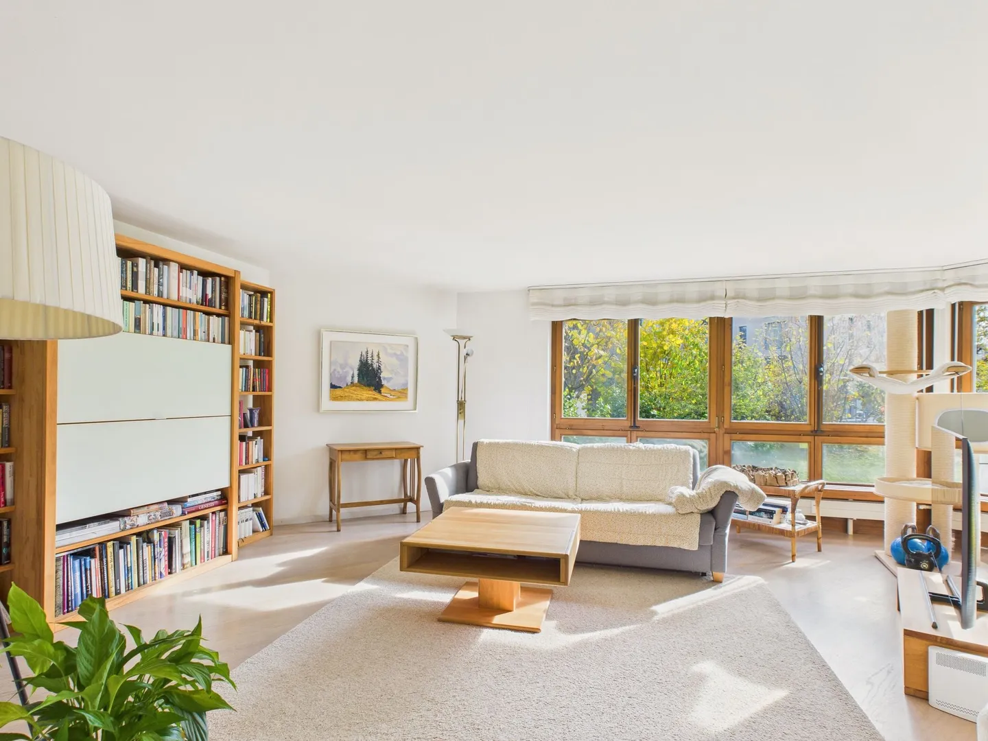 Luminoso appartamento di 4,5 stanze a Oberwil con area giardino - Foto 1 di 11