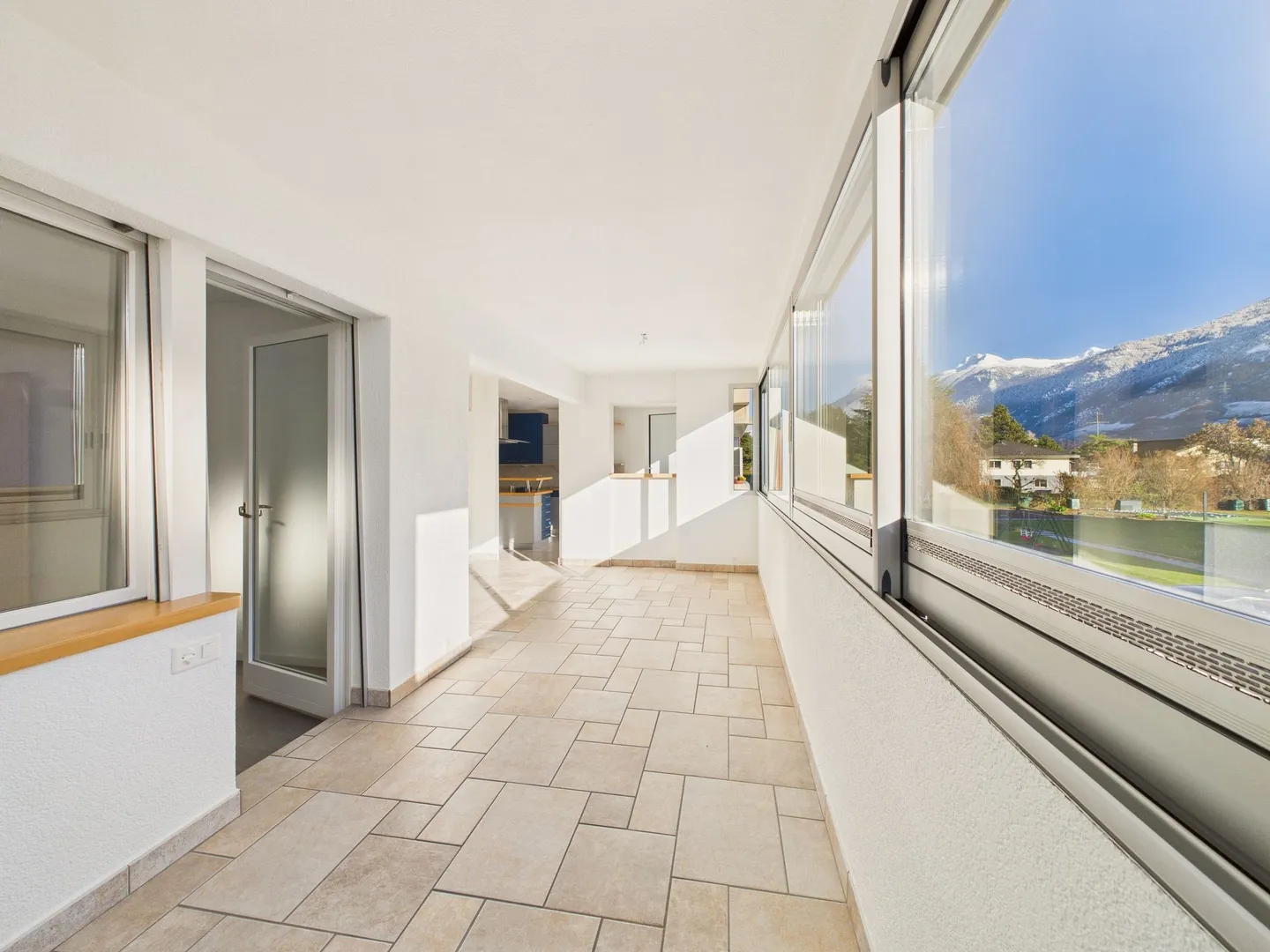 Lumineux appartement de 5 pièces à Granges VS - Foto 9 di 12