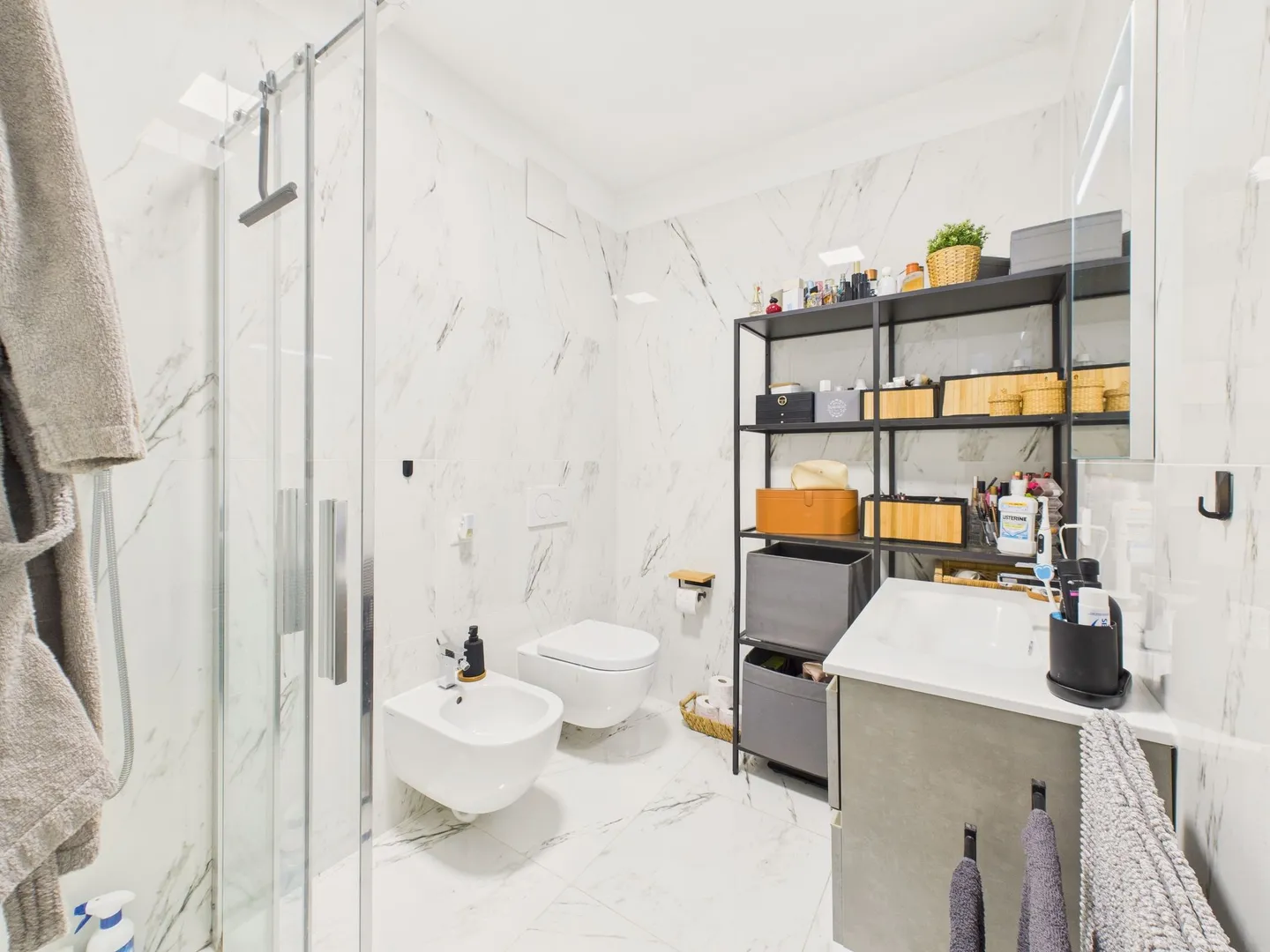 Moderna 2.5 locali attic-flat con ampio balcone, Agno - Foto 7 von 11