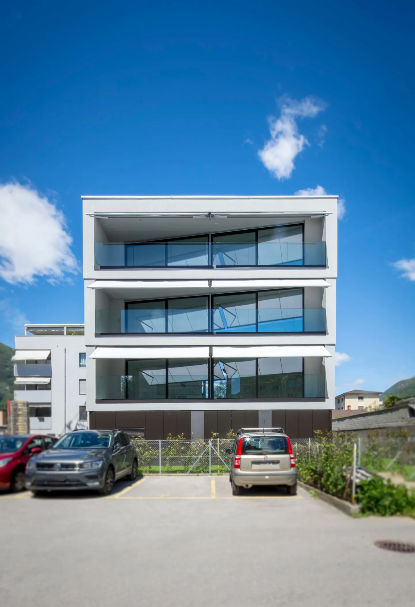 Moderna casa plurifamiliare con 3 unità da 3.5 locali a Bellinzona - Foto 4 di 11