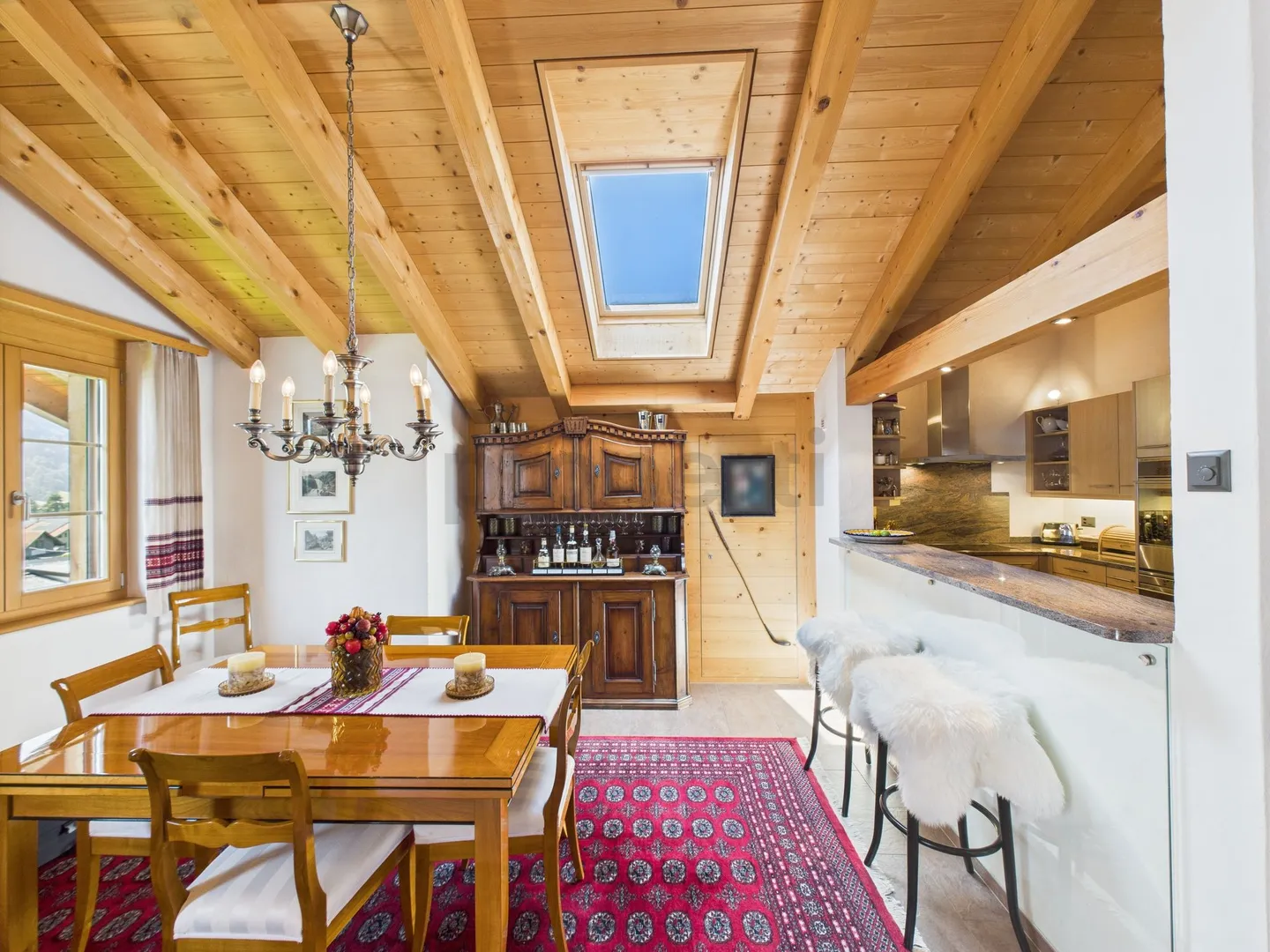Attico lussuoso ed elegante di 6,5 stanze a Meiringen - Foto 4 di 12