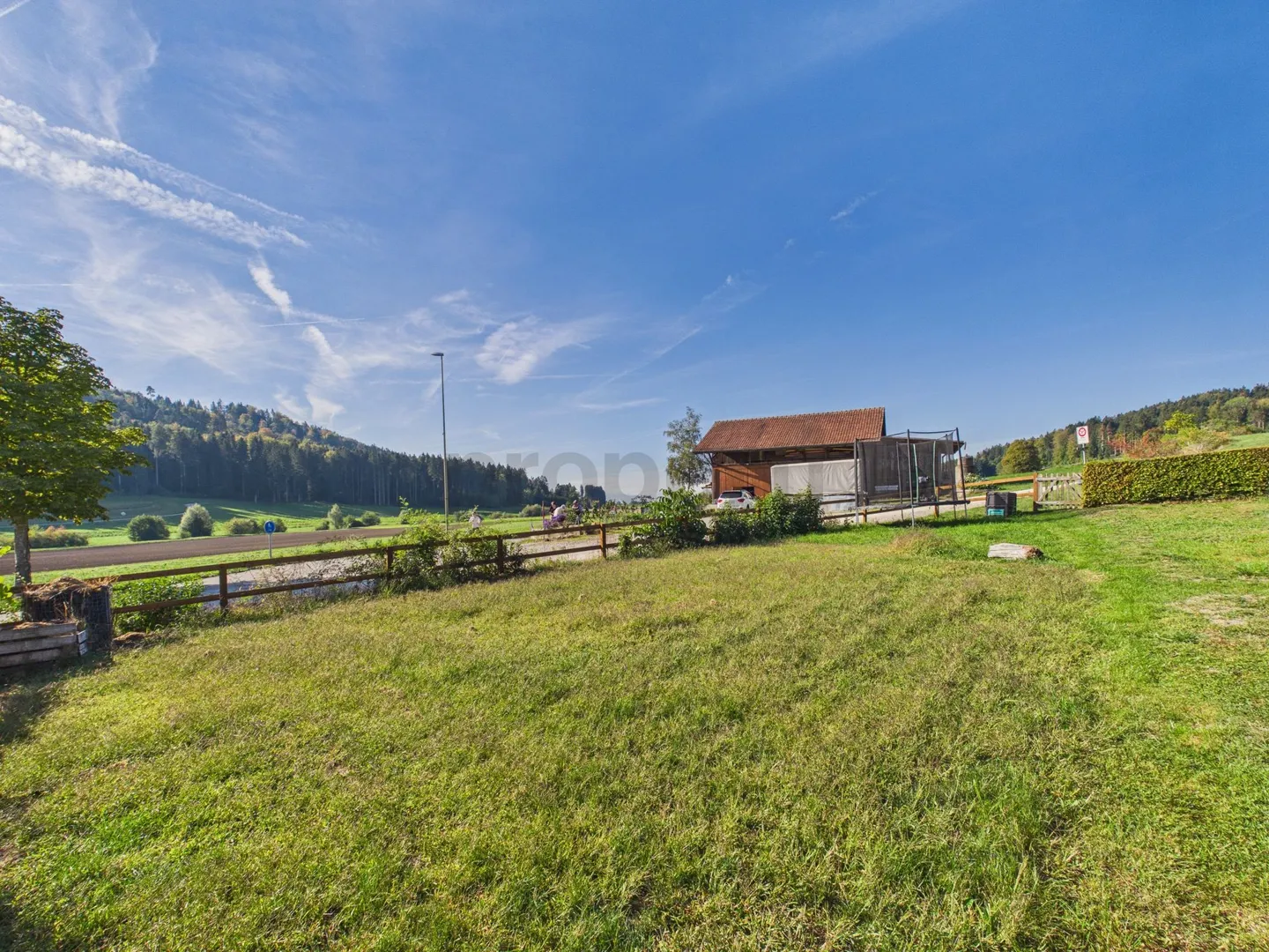 Appartamento 3.5 locali con terrazza sud-ovest e giardino privato spazioso a Madetswil - Foto 11 di 13