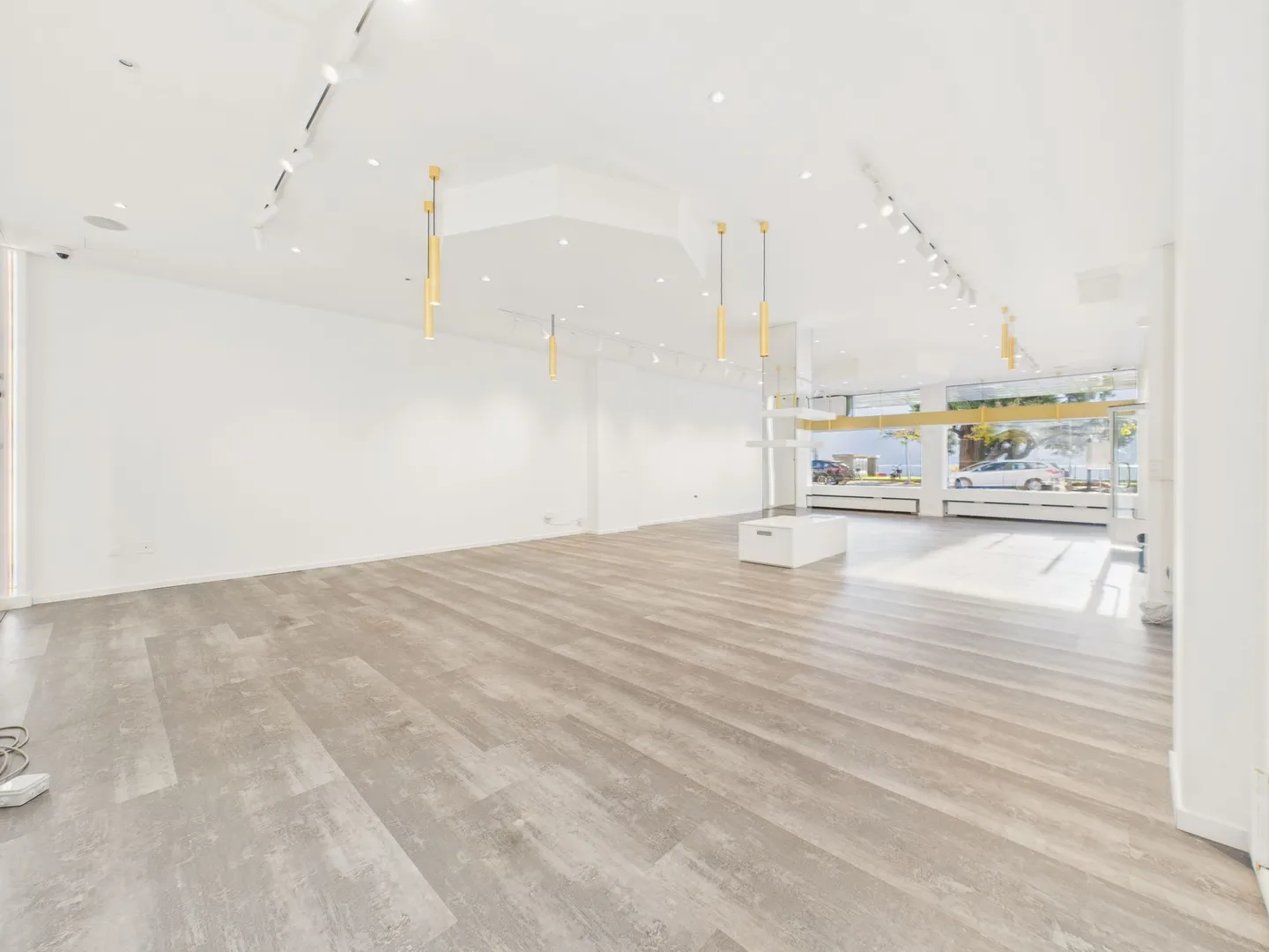 Eccellente locale commerciale nel cuore di Lugano, Canton Ticino - Photo 8 of 12