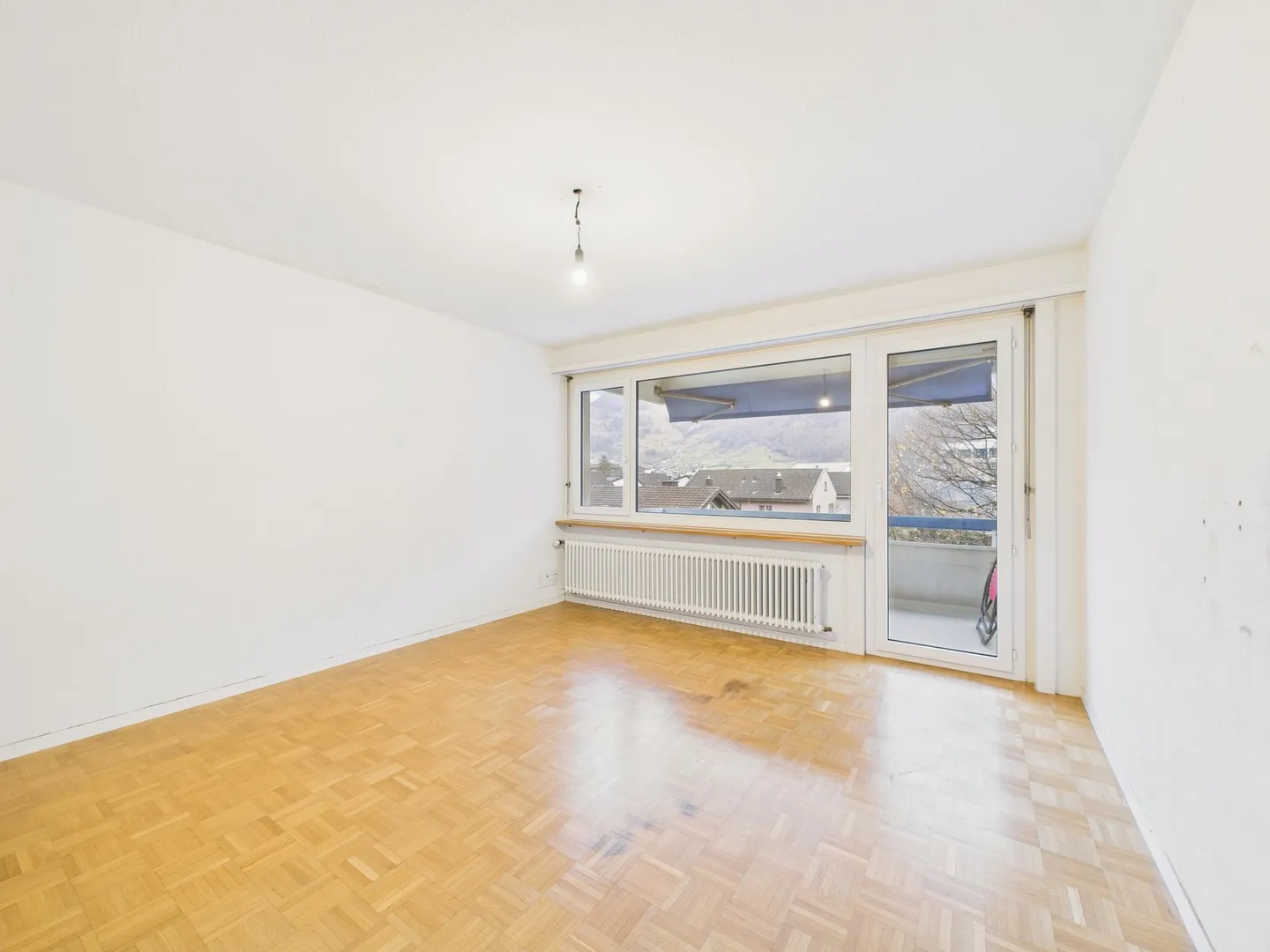 Cozy 3.5-Room Apartment in Altdorf - Photo 1 of 6