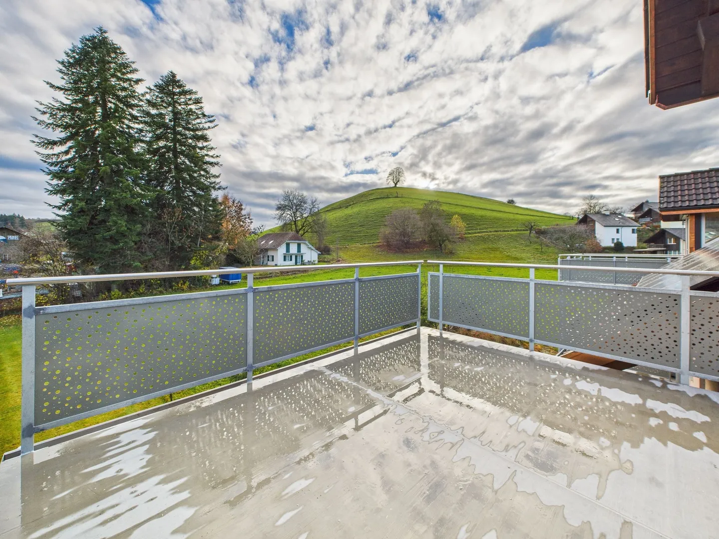 Helle 3.5-Zimmer Dachwohnung in Huttwil - Frisch renoviert! - Photo 10 sur 12