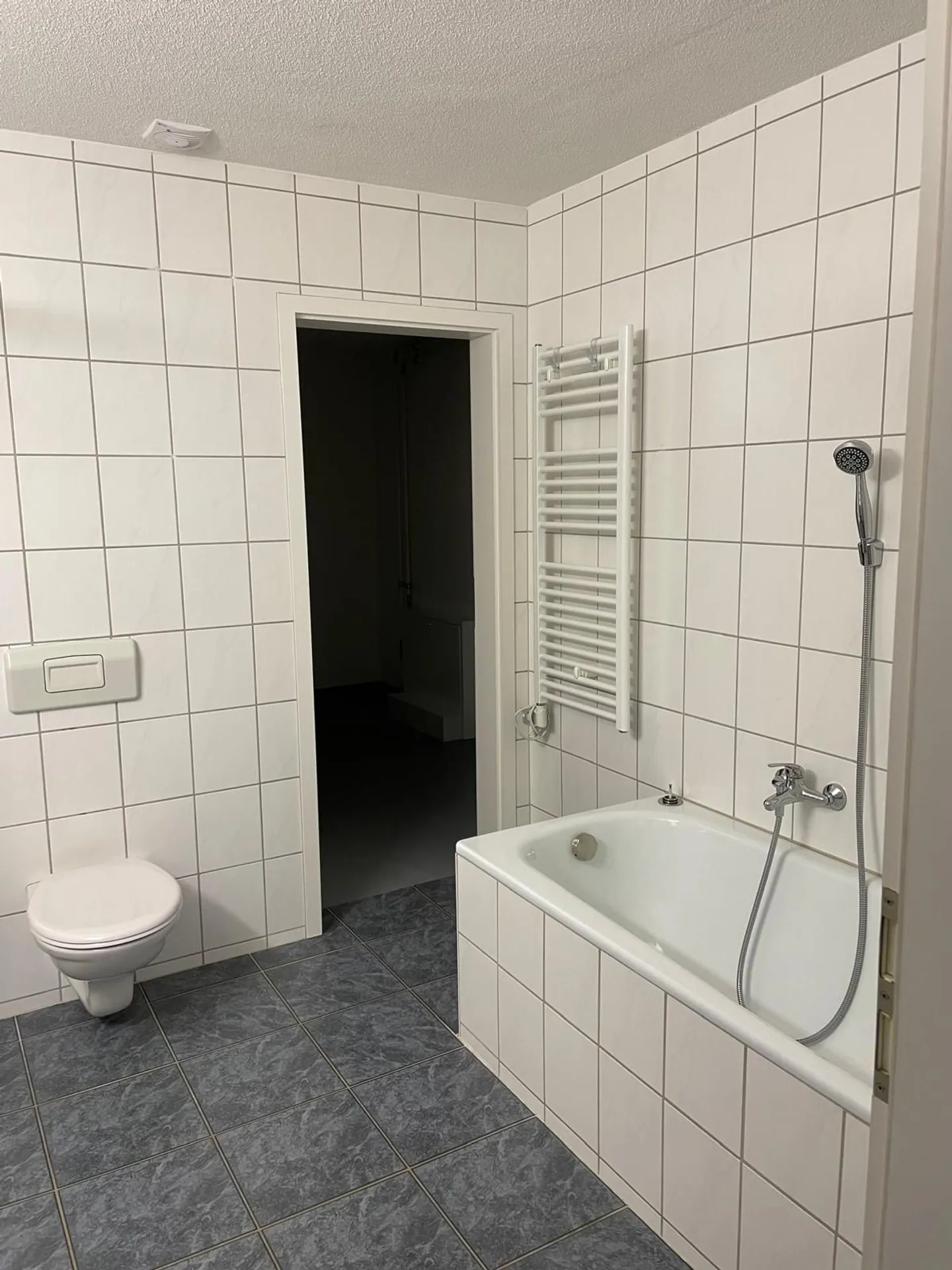 Stylish 5.5-room apartment with balcony, Bolligen - Photo 11 of 13