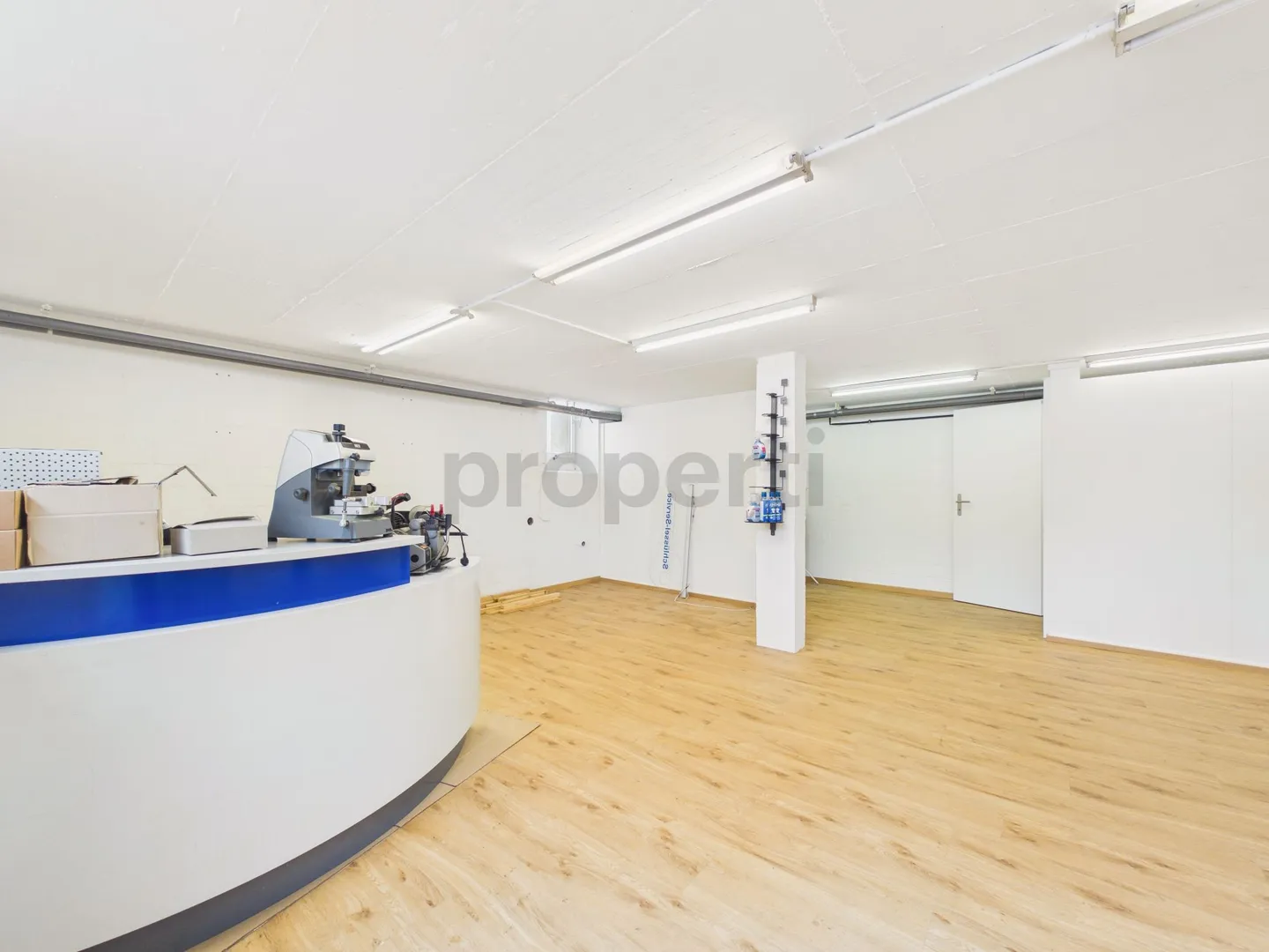 Versatile commercial spaces in a strategic location in Altstätten - Photo 6 of 11