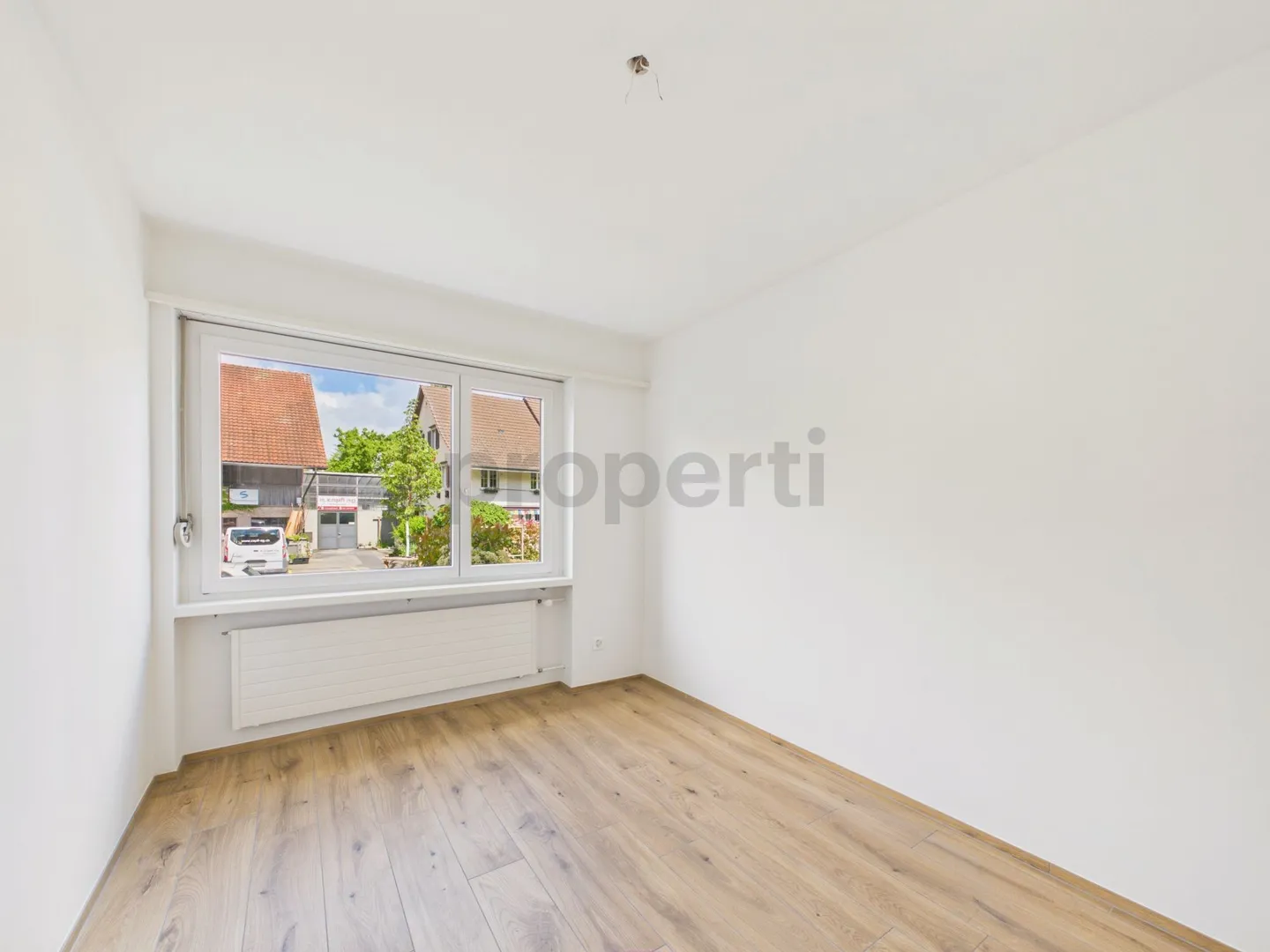 Appartement de jardin 3.5 pièces récemment rénové et central à Uster - Photo 6 sur 9