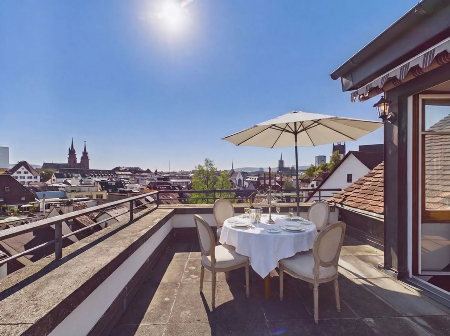 Charming Maisonette with Sunny Balcony - Photo 7 of 13