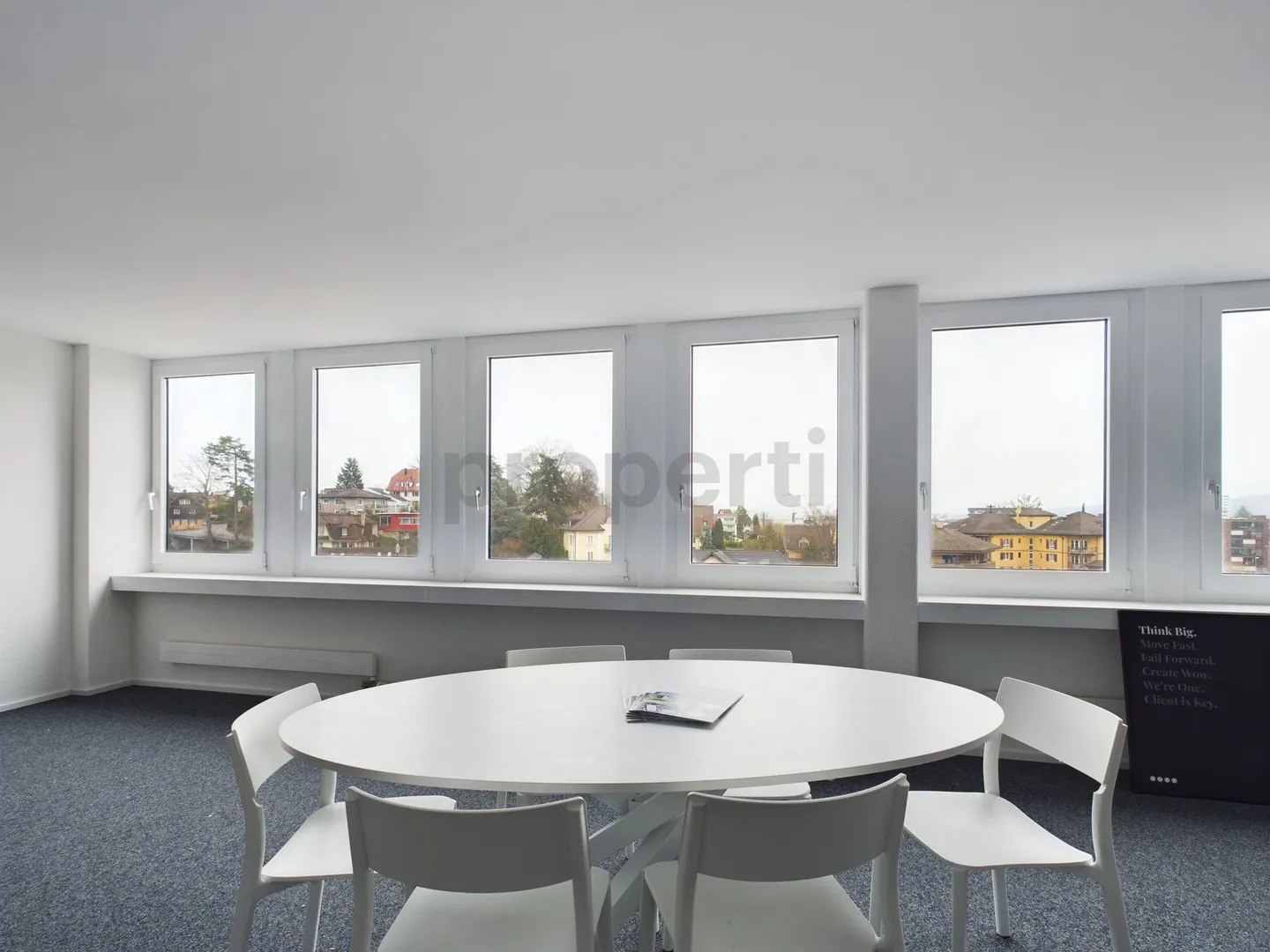 Einzigartiges und lichtdurchflutetes Büro in Emmen am Bahnhof - Foto 6 von 7