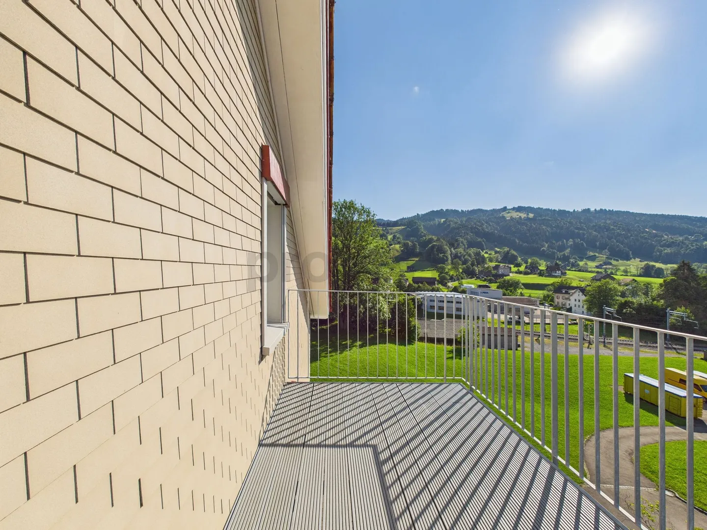 Cozy 3.5-Room Attic Apartment in Ebnat-Kappel - Photo 11 of 12