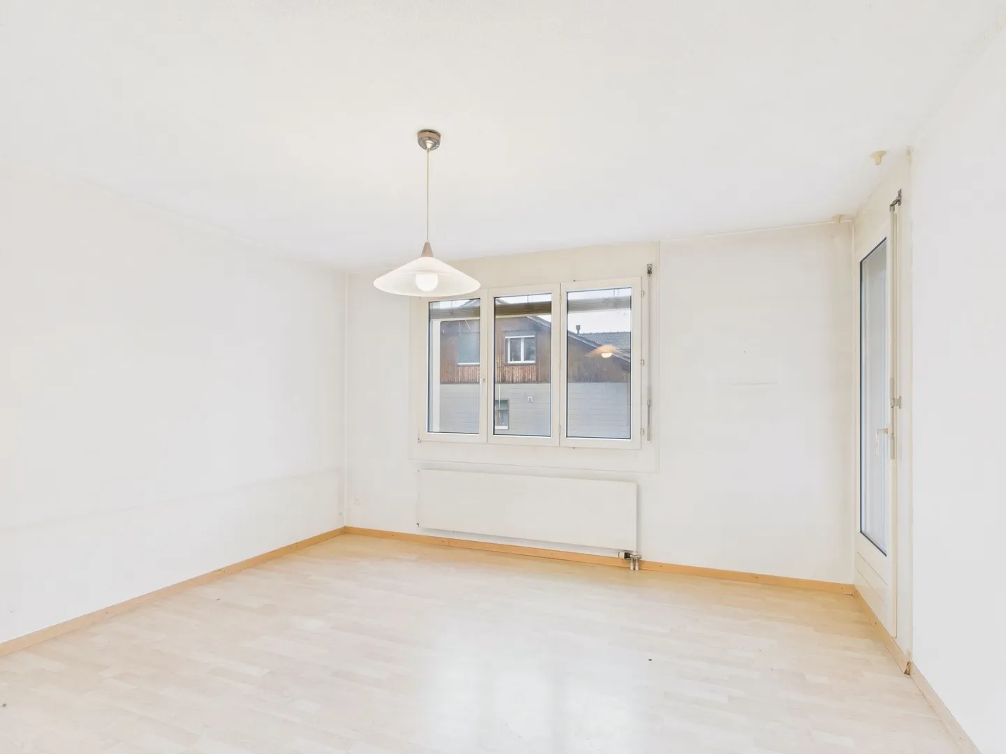 Spacious 3.5-room apartment with balcony, Zuzwil - Photo 12 of 13