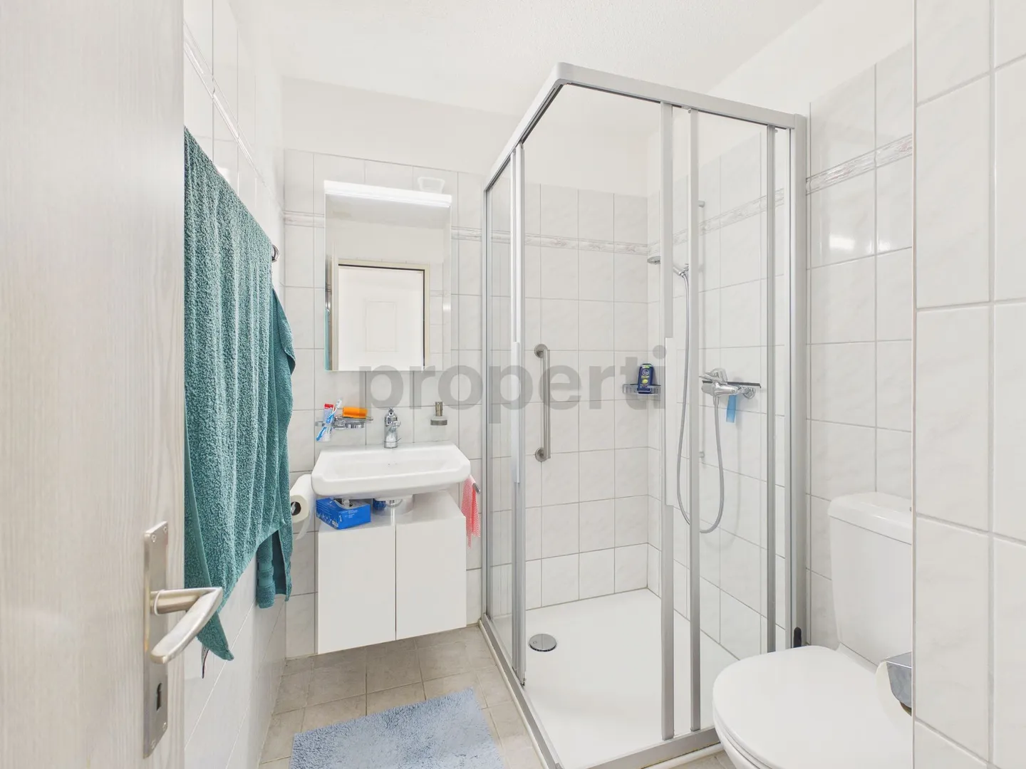 Appartamento familiare di 5,5 stanze con vista mozzafiato e posizione ideale a Villigen - Foto 9 di 12