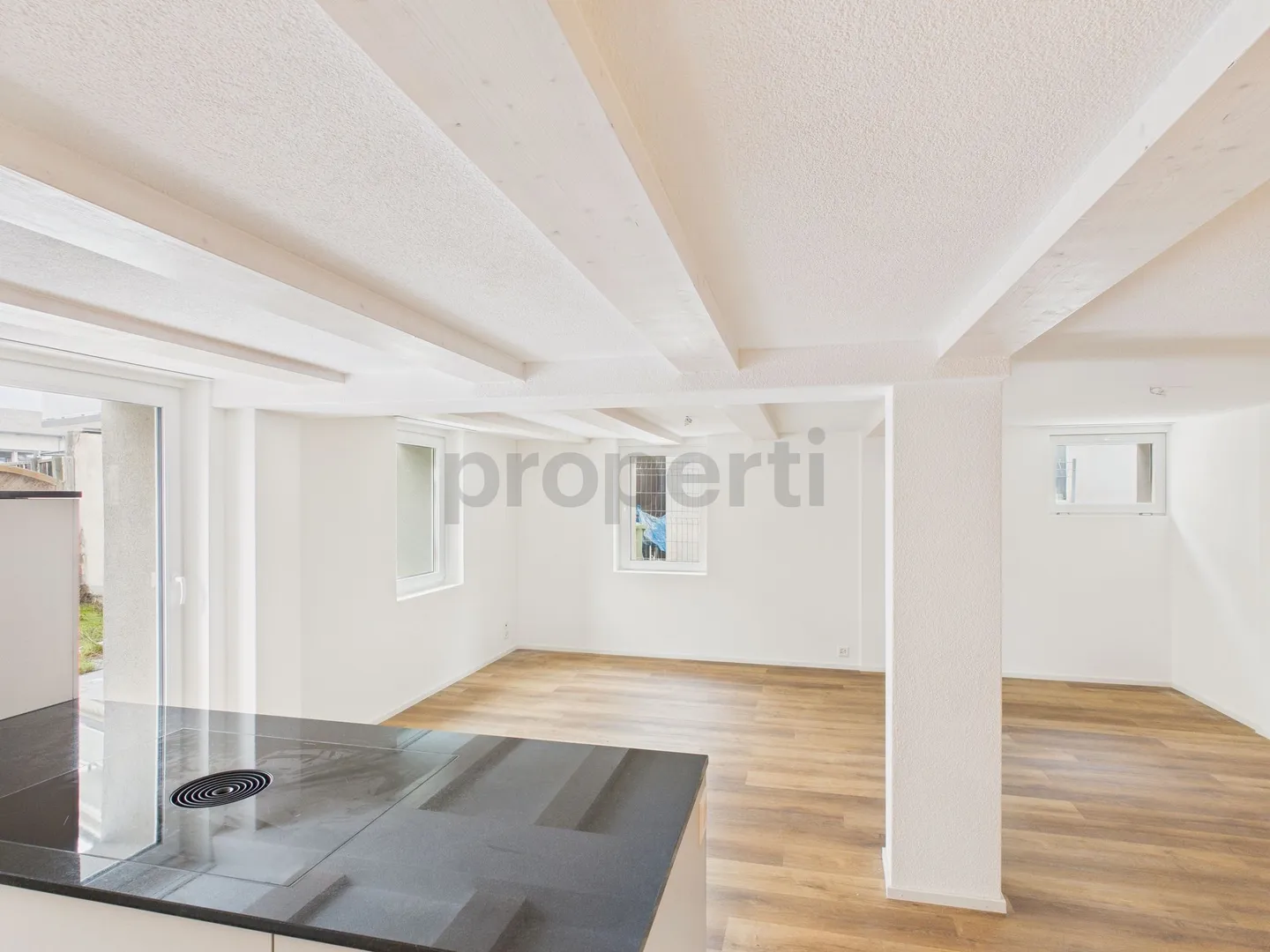 Newly renovated 4.5-room semi-detached house with generous layout, Wohlen - Photo 6 of 13