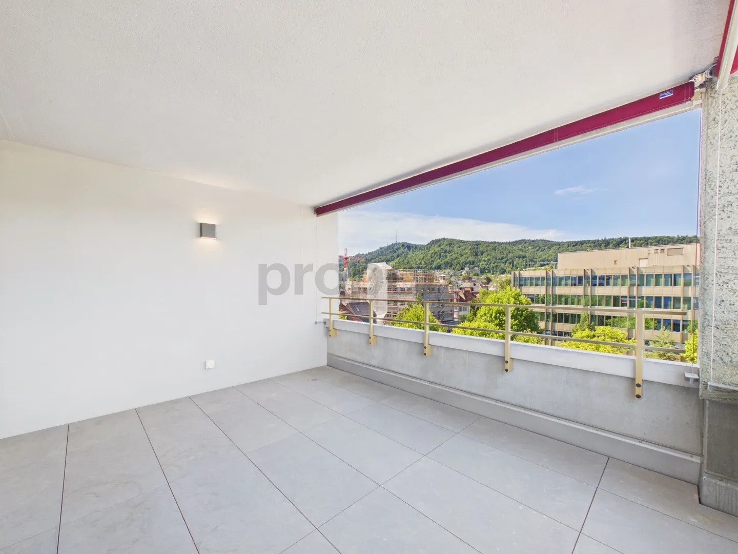 Balcon ensoleillé, standard Minergie moderne et confort sans obstacle avec ascenseur - Photo 9 sur 10