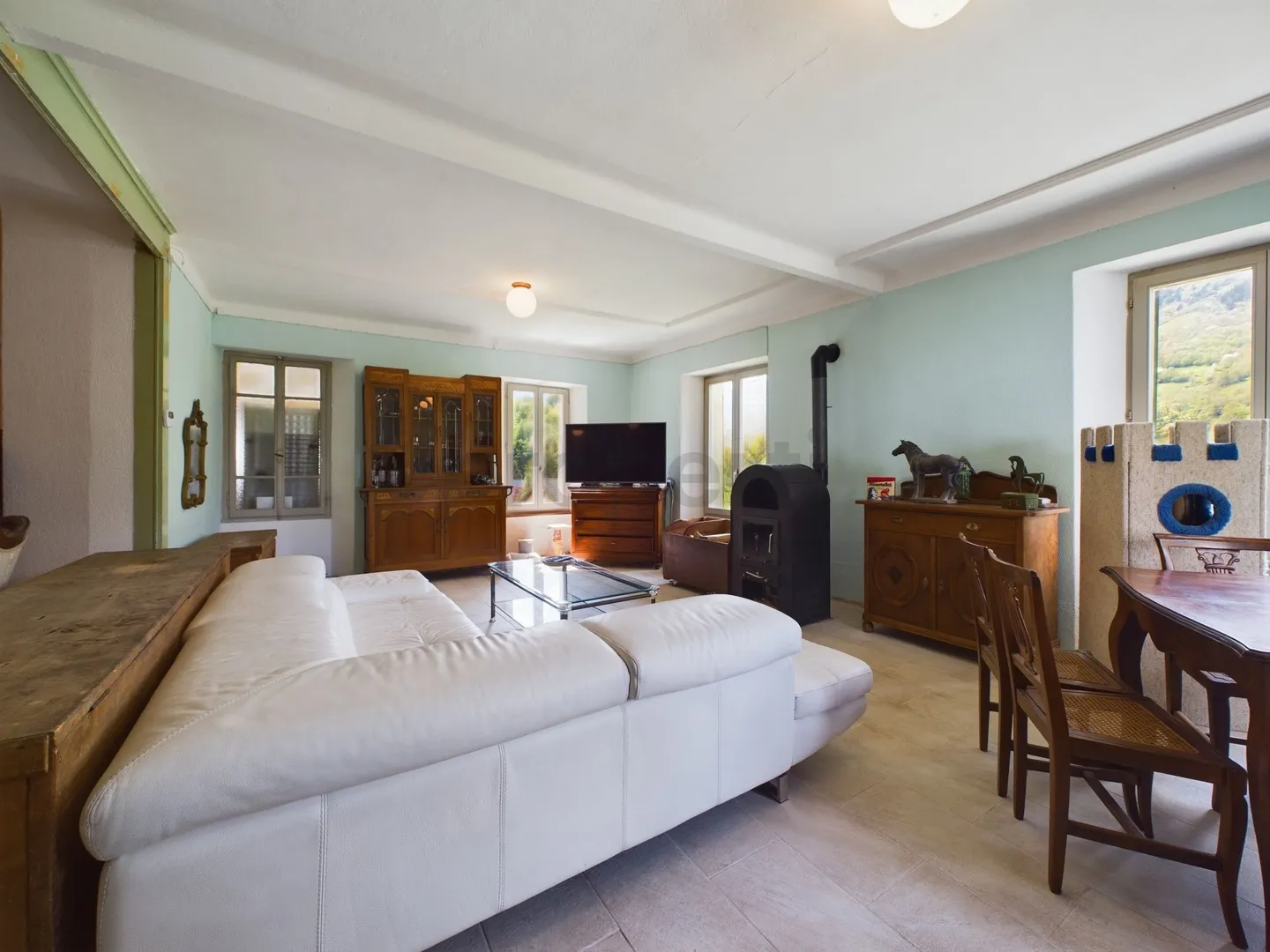 Pittoresca casa plurifamiliare con terreno nel cuore della Val di Blenio / Malvenfarbiges Mehrfamilienhaus mit Grundstück im Herzen des Bleniotals - Foto 11 di 13