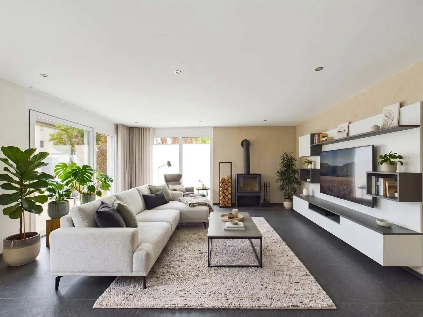 High-quality furnishings, protected courtyard & generous space offering! - Photo 1 of 13