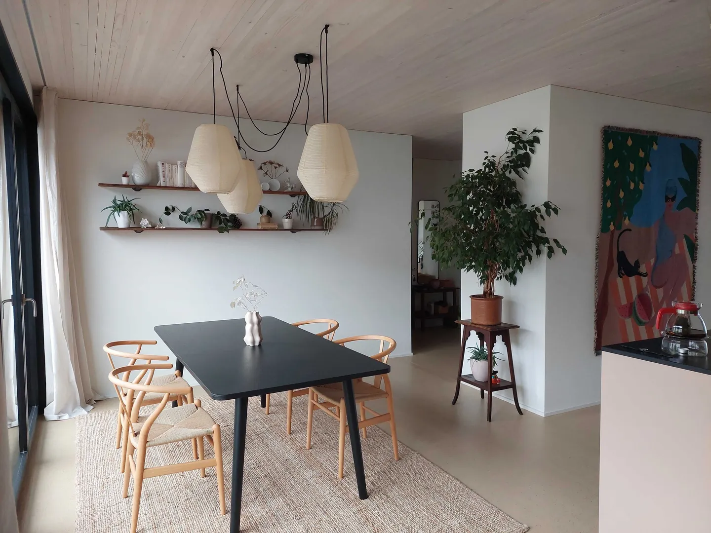 Appartement lumineux de 3,5 pièces avec loggia et vue sur le lac à Richterswil - meublé - Photo 4 sur 13