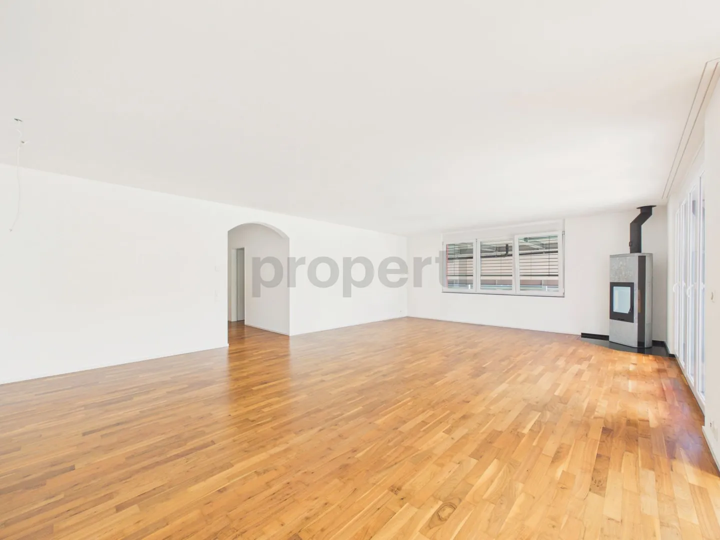 Grosszuegige 5.5-Zimmer-Wohnung mit Balkon, Wilen b. Wil - Photo 2 sur 13