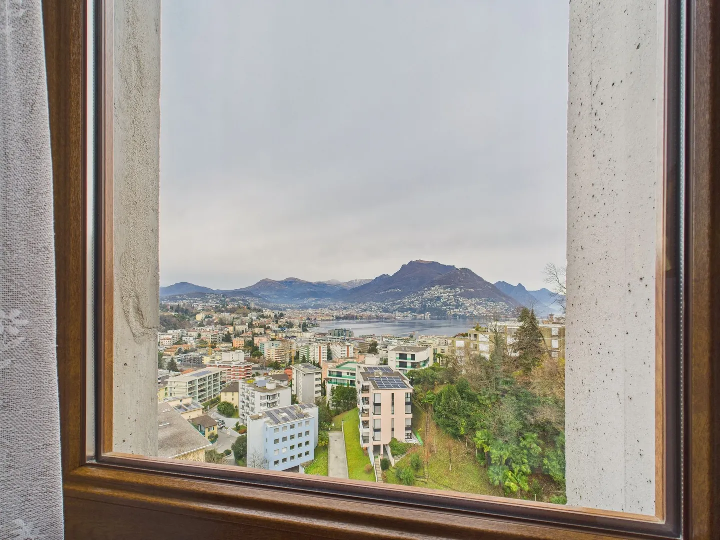 Appartement exceptionnel de 3.5 pièces avec vue sur le lac à Pazzallo - Photo 9 sur 13