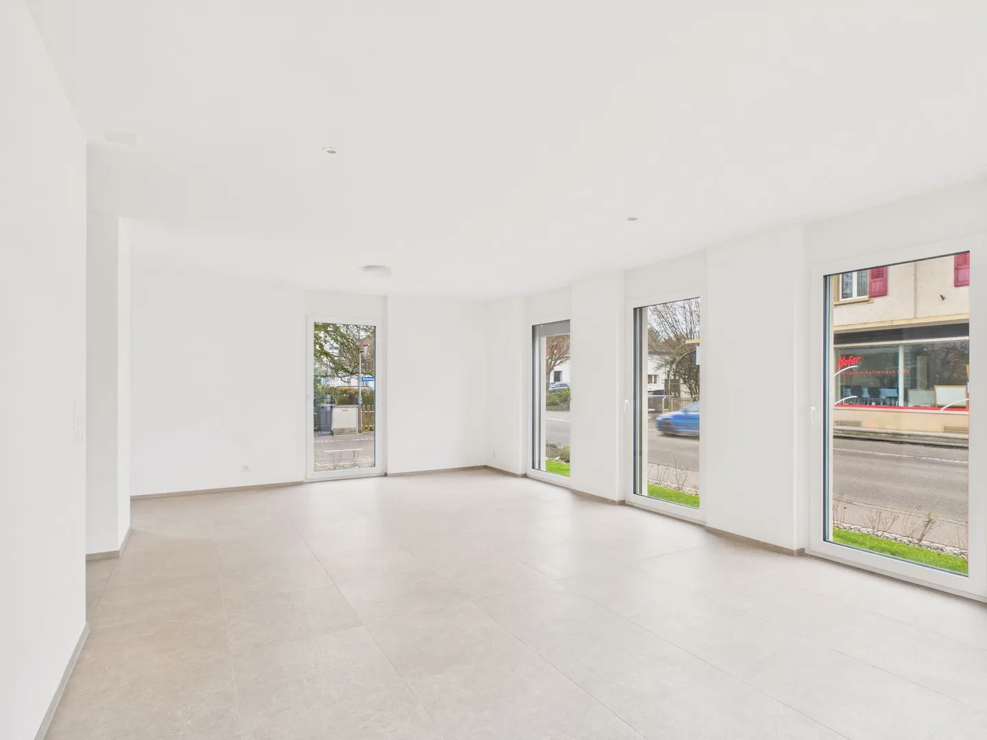 Appartement moderne de 3,5 pièces avec terrasse - Photo 1 sur 12