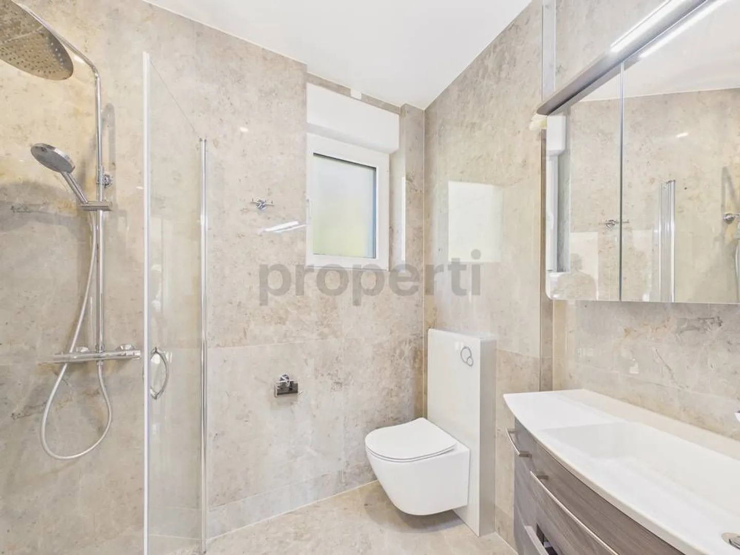 Modern 1.5-Room Apartment in Center - Photo 6 of 8