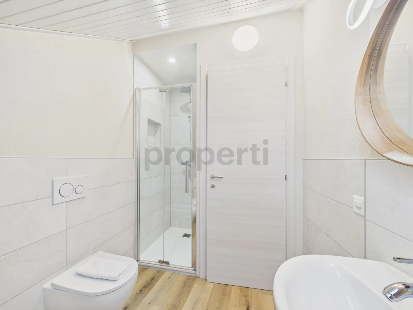Casa ristrutturata e affascinante a Faido - Foto 8 di 13