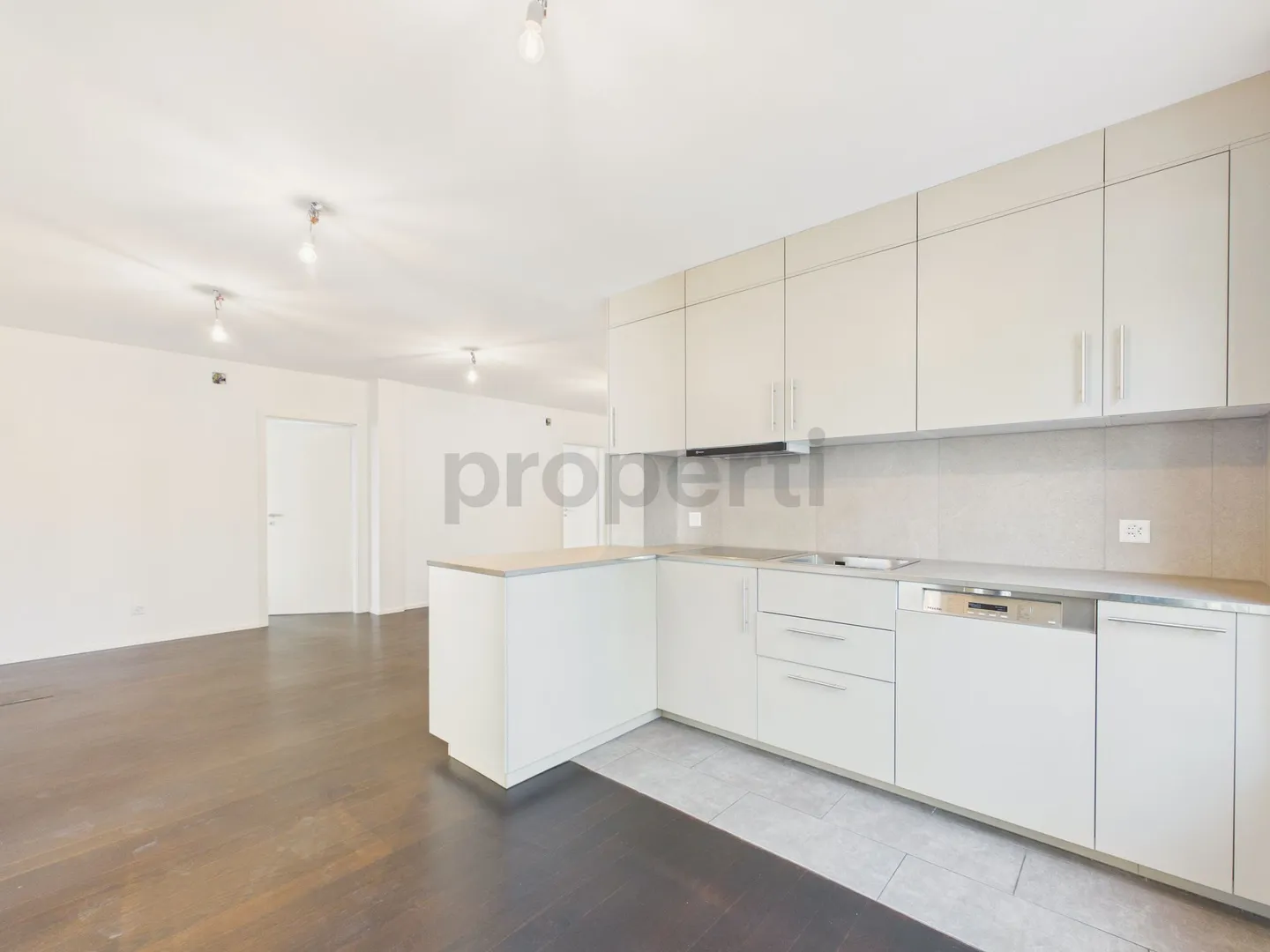 Moderne 4.5-Zimmer-Wohnung mit Aufzug, Opfikon - Photo 5 of 10