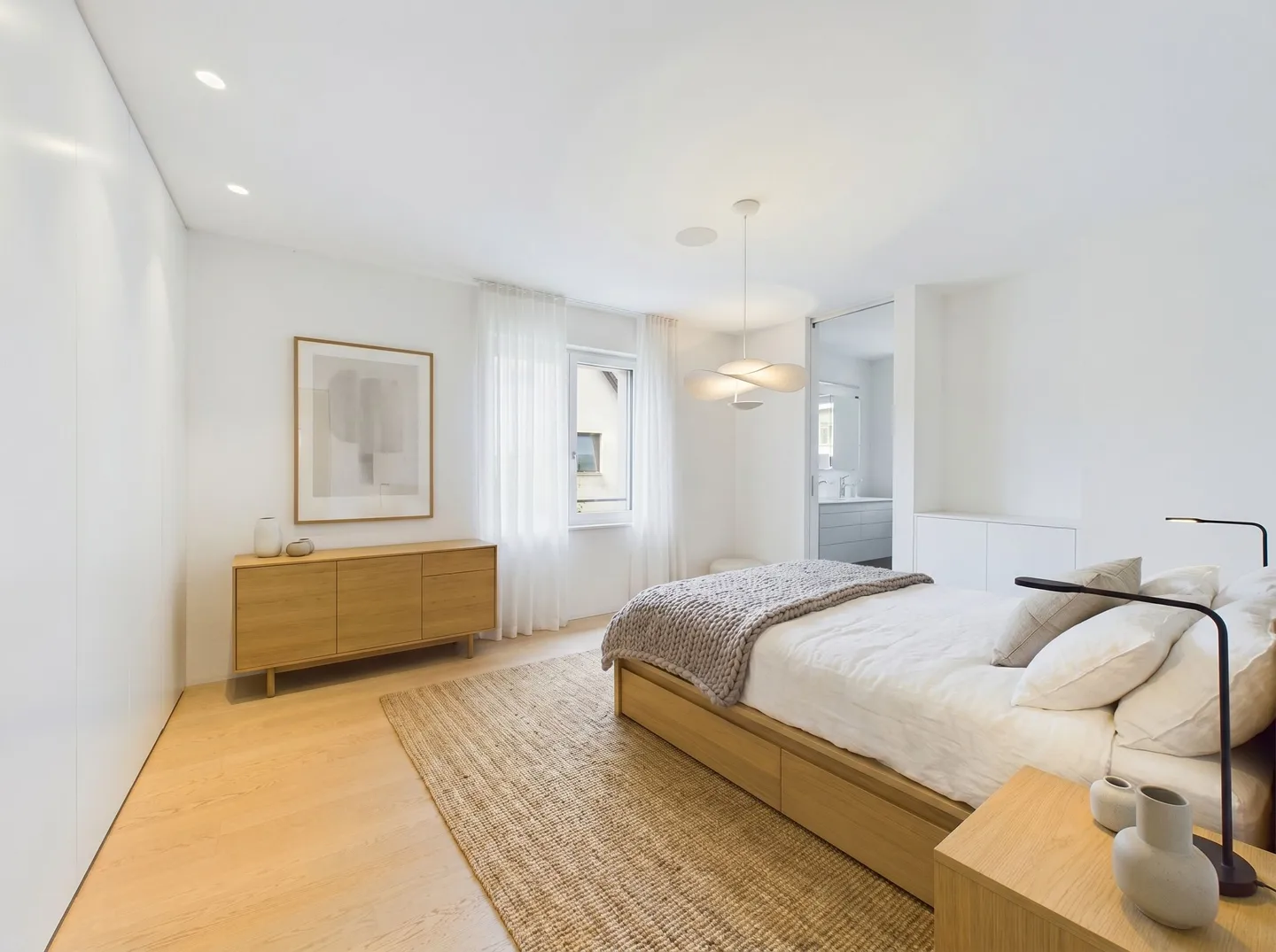 Appartement de jardin exclusif de 4,5 pièces avec loggia, terrasse et jardin privé - Photo 4 sur 10