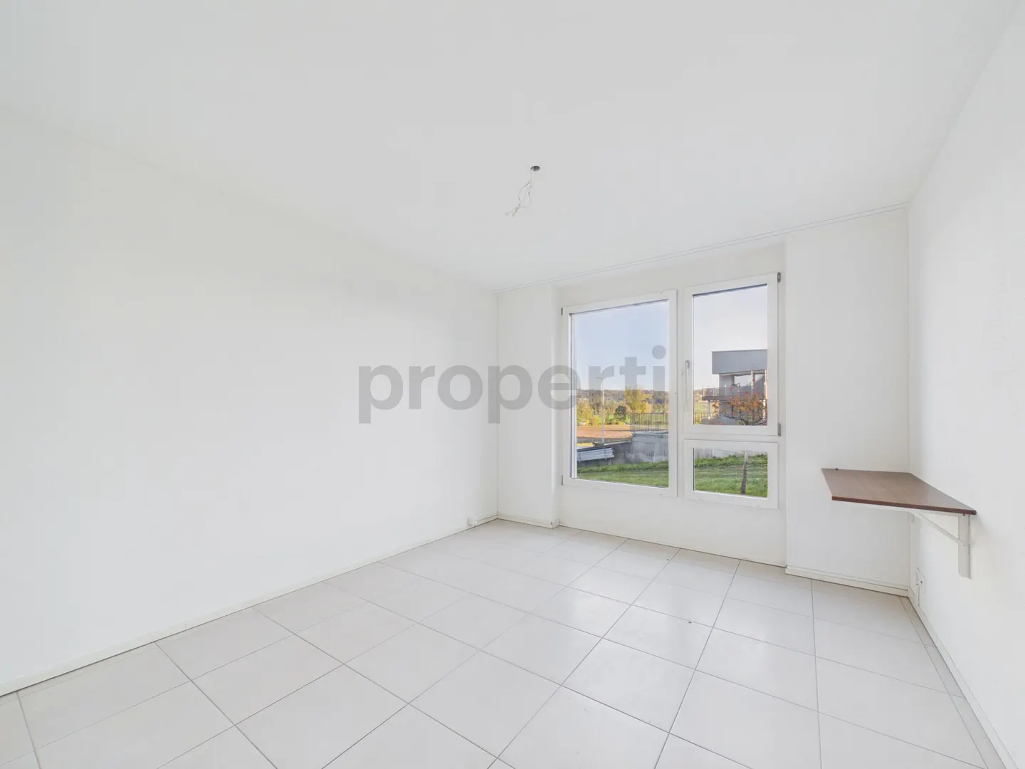 Balcone spazioso, architettura moderna e spazio abitativo versatile! - Foto 6 di 13