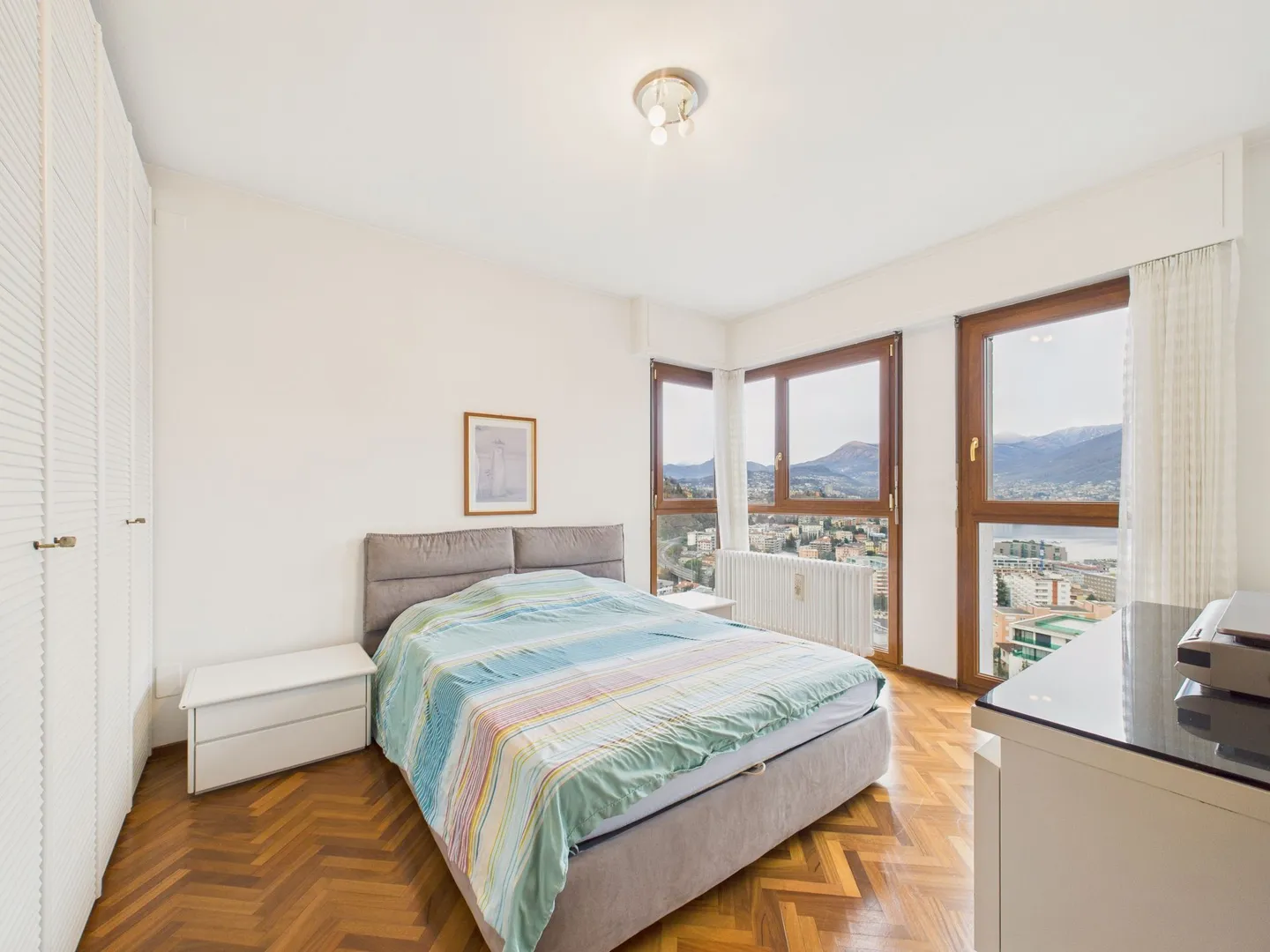 Außergewöhnliche 3,5-Zimmer-Wohnung mit Seeblick in Pazzallo - Foto 4 von 12