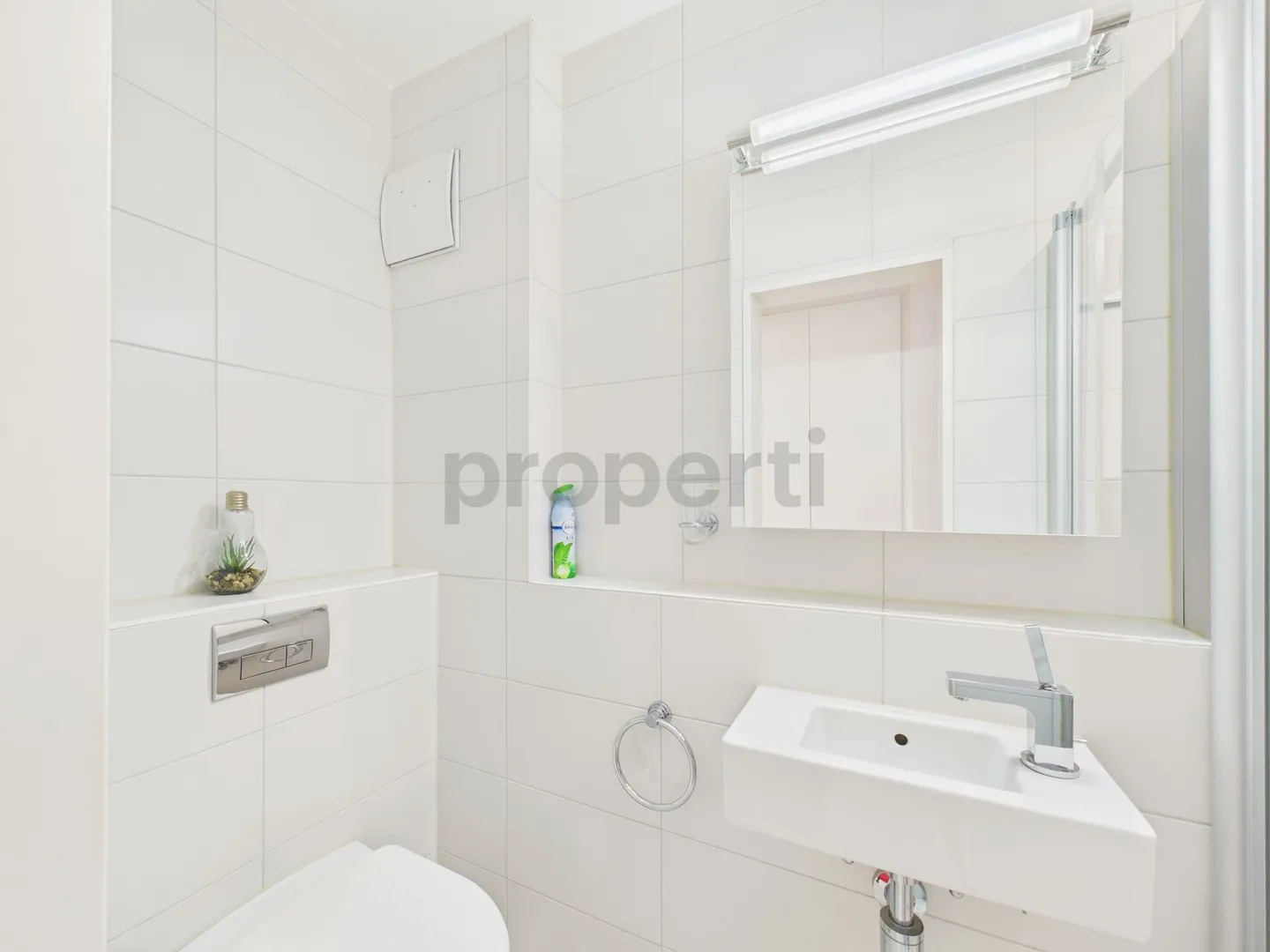 Ampio appartamento di 4,5 stanze a Binningen - arredato - Foto 9 di 11