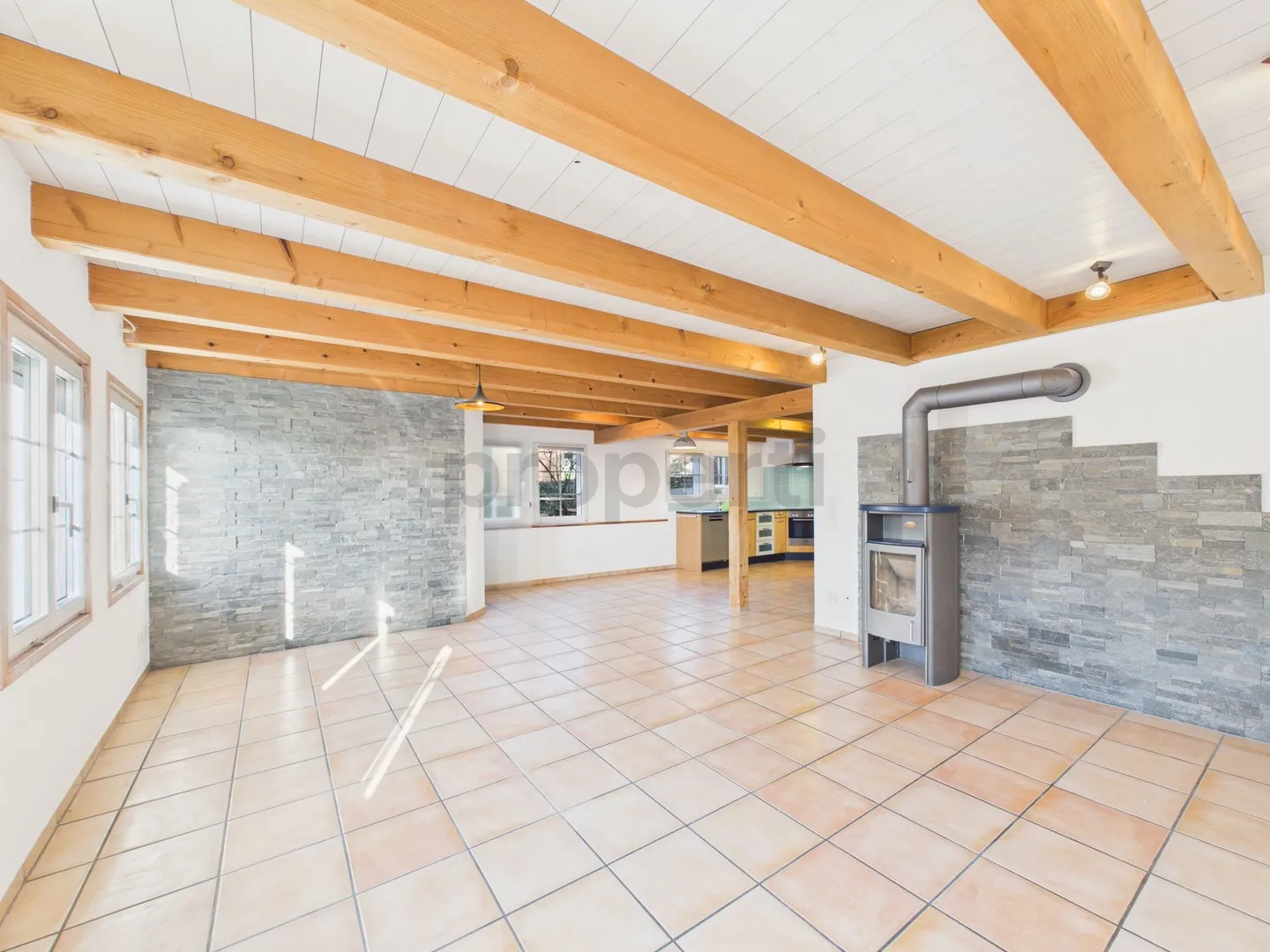 Charming 6.5-room terraced house with practical cellar, Dussnang - Photo 2 of 13