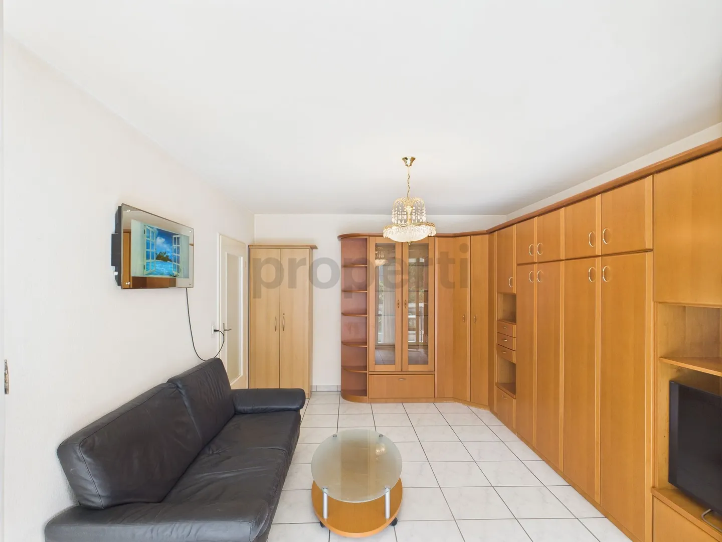 Charming & Central 2.5-Room Apartment in the Heart of Basel - Photo 6 of 13