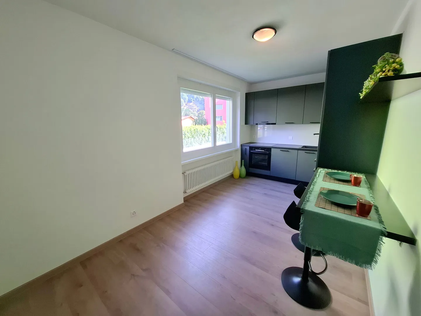 Bright and spacious apartment with 3.5 rooms in Castione, Canton TI - Photo 6 of 13